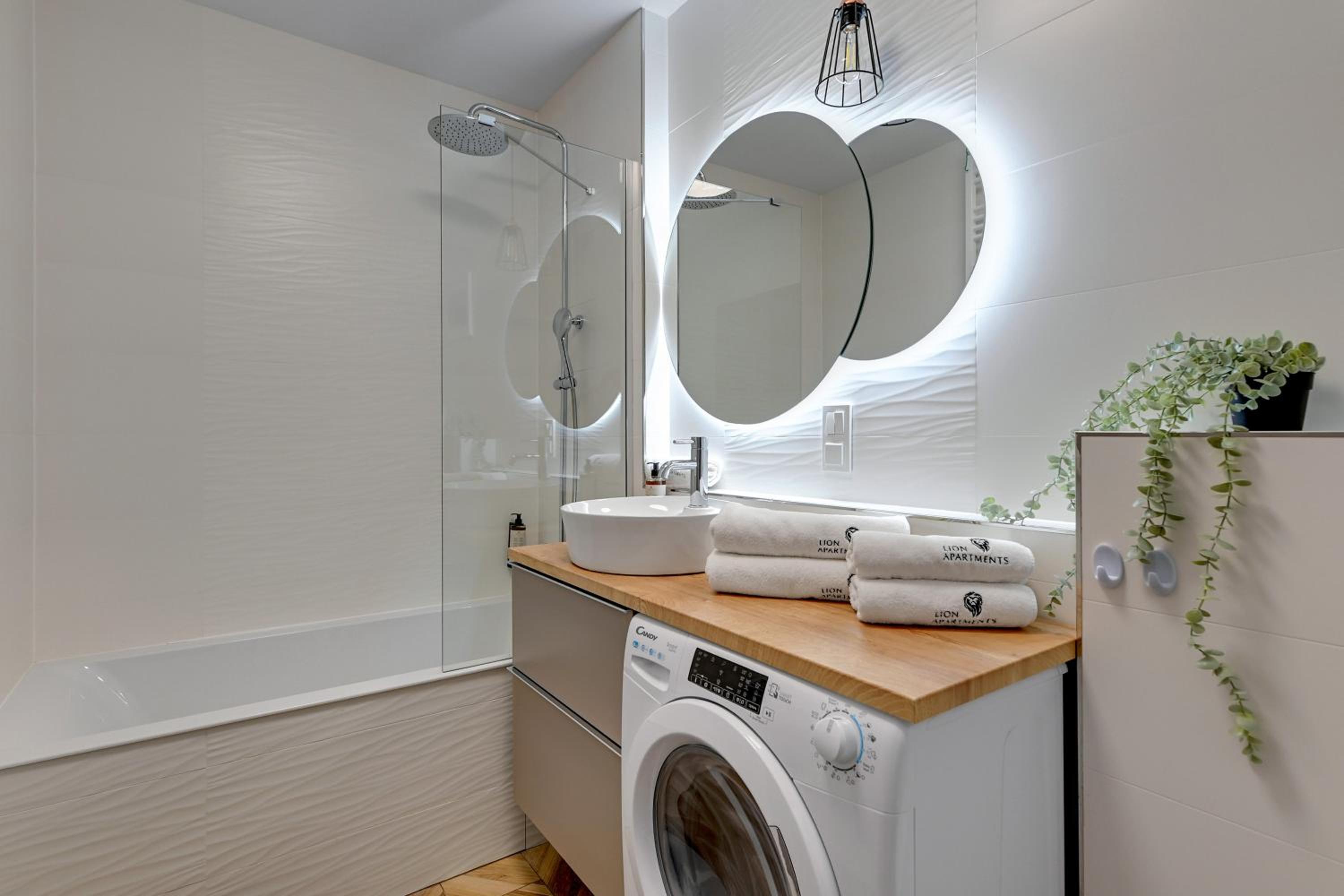 Baltic Seaside Letnica Apartments with Parking by Lion Apartments