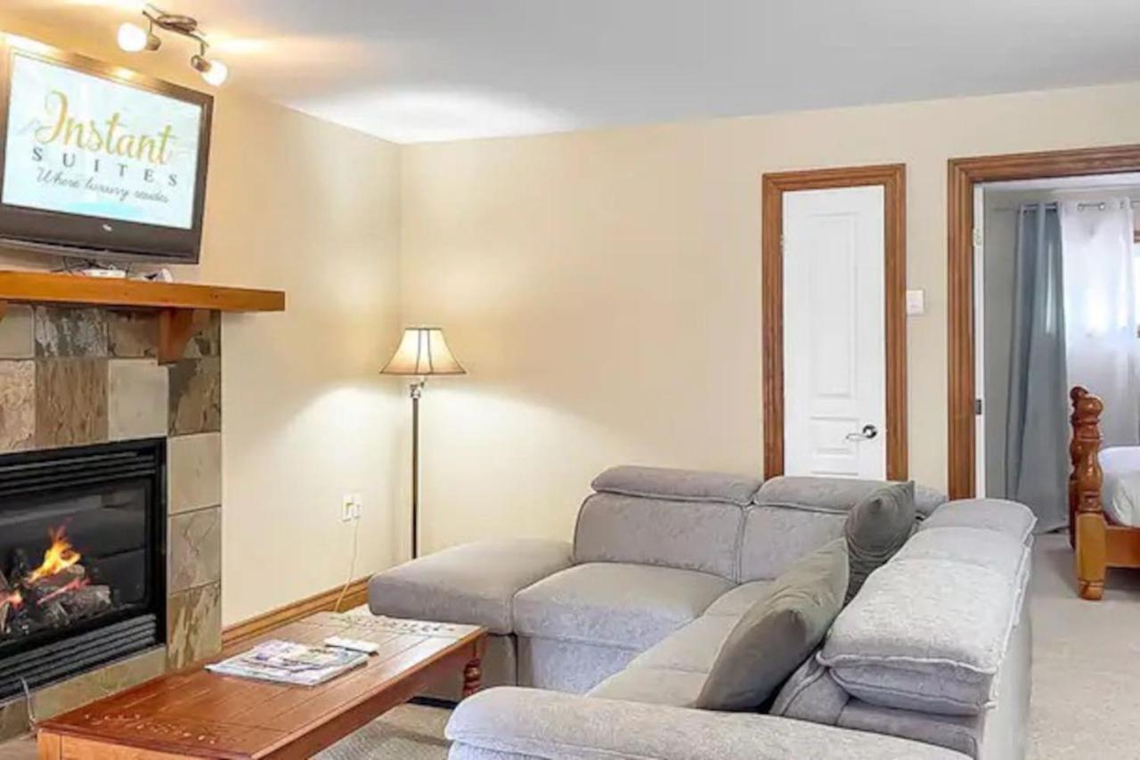 Mont Tremblant Bliss - Luxury Ski-Golf Retreat by Instant Suites