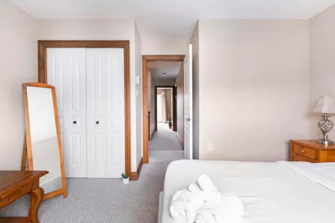 Mont Tremblant Bliss - Luxury Ski-Golf Retreat by Instant Suites
