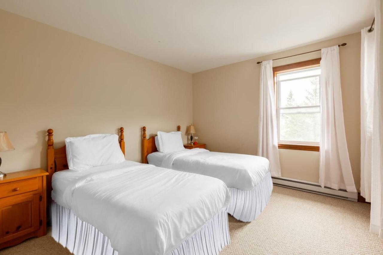 Mont Tremblant Bliss - Luxury Ski-Golf Retreat by Instant Suites