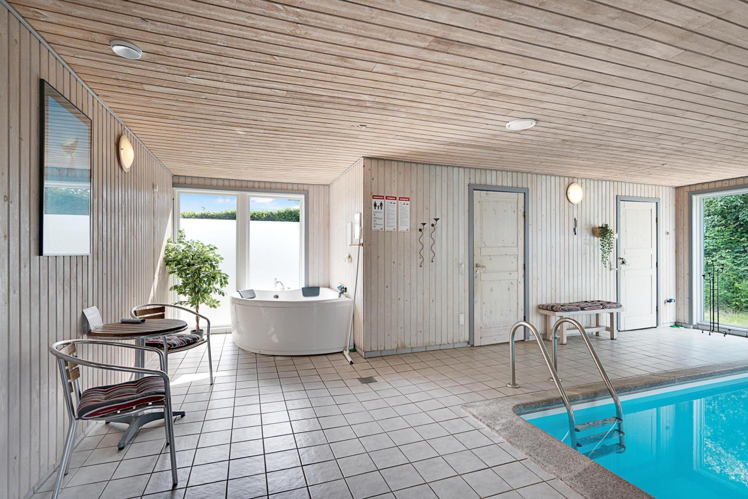 Stunning Home In Ebeltoft With Sauna, Swimming Pool And Wifi view 3