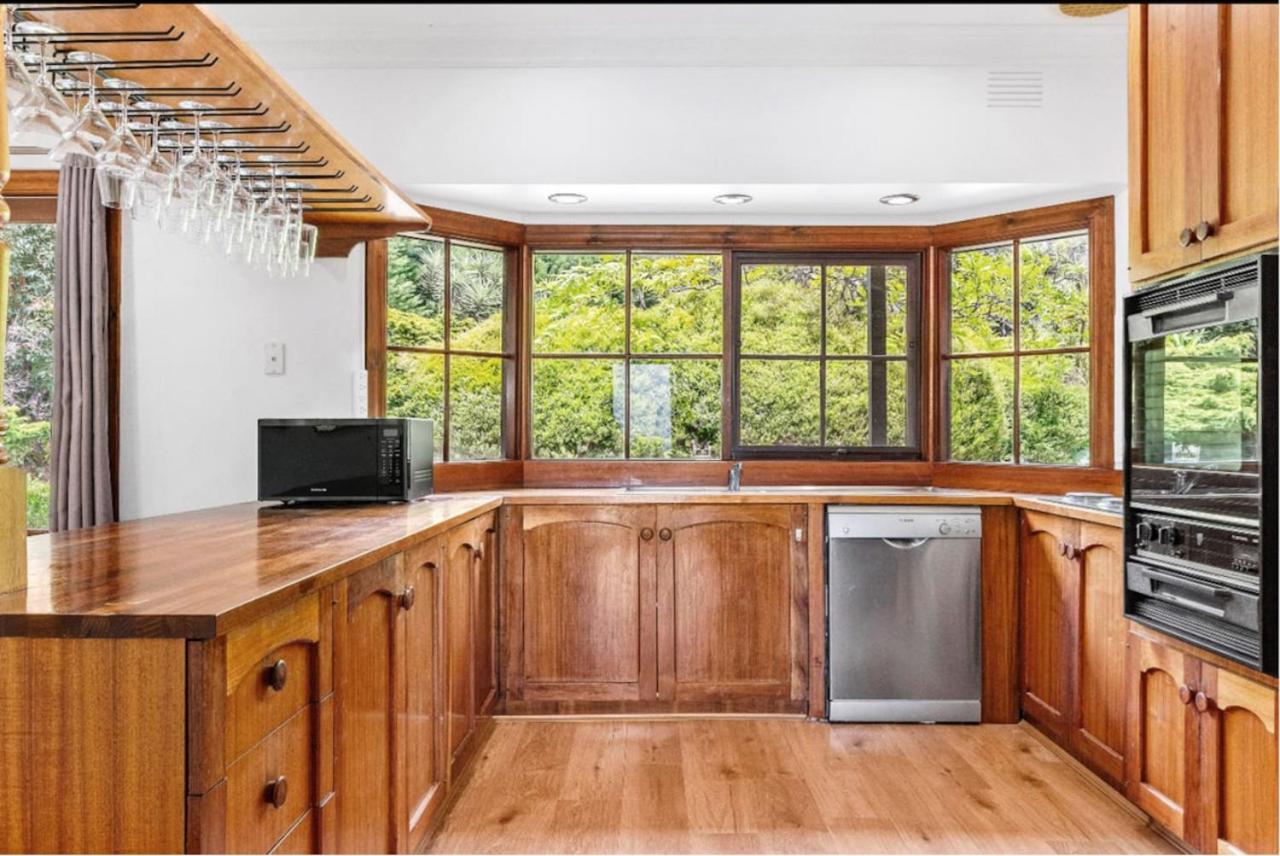 Vista, cliff top charm w Pool