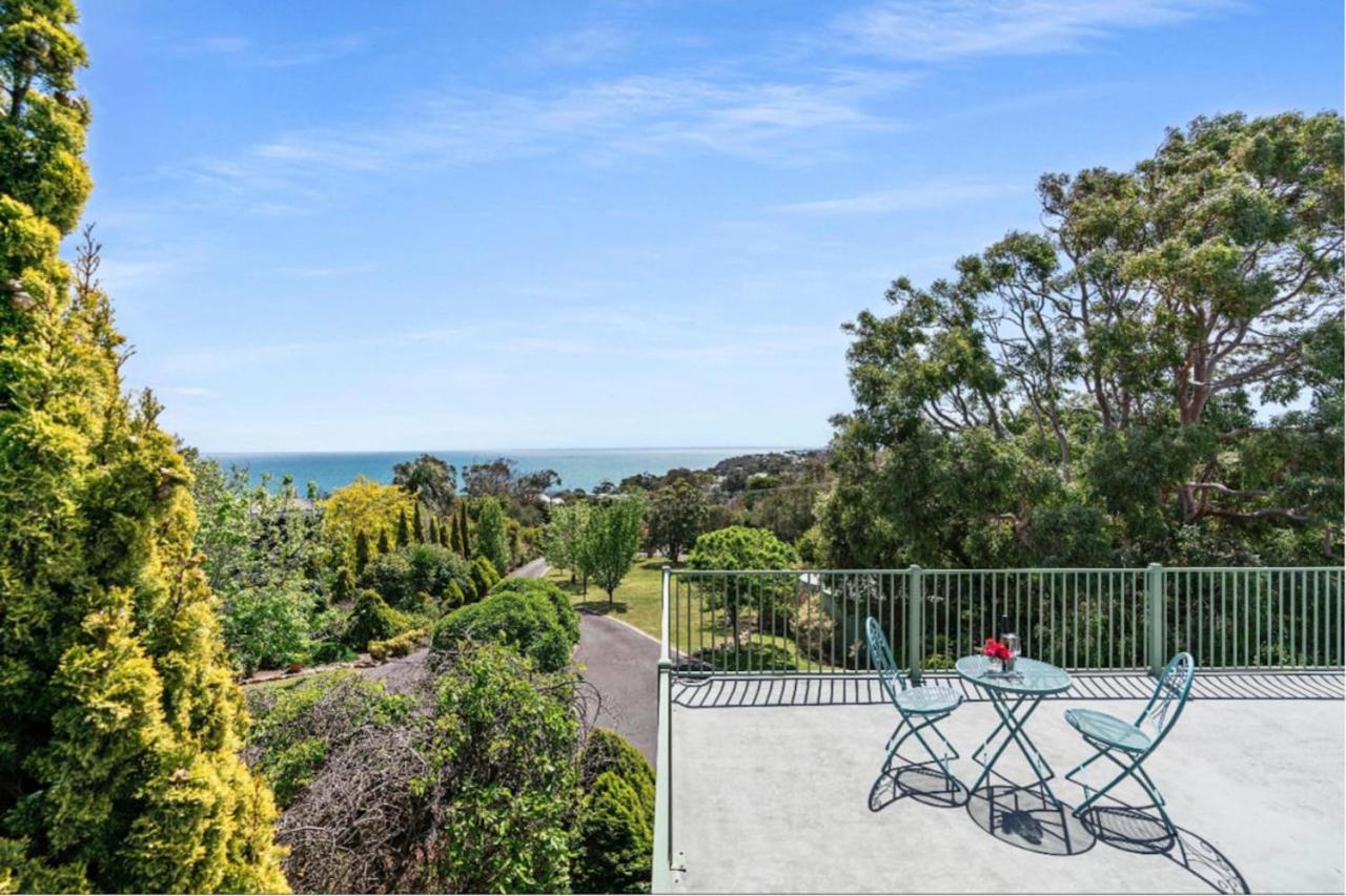 Vista, cliff top charm w Pool