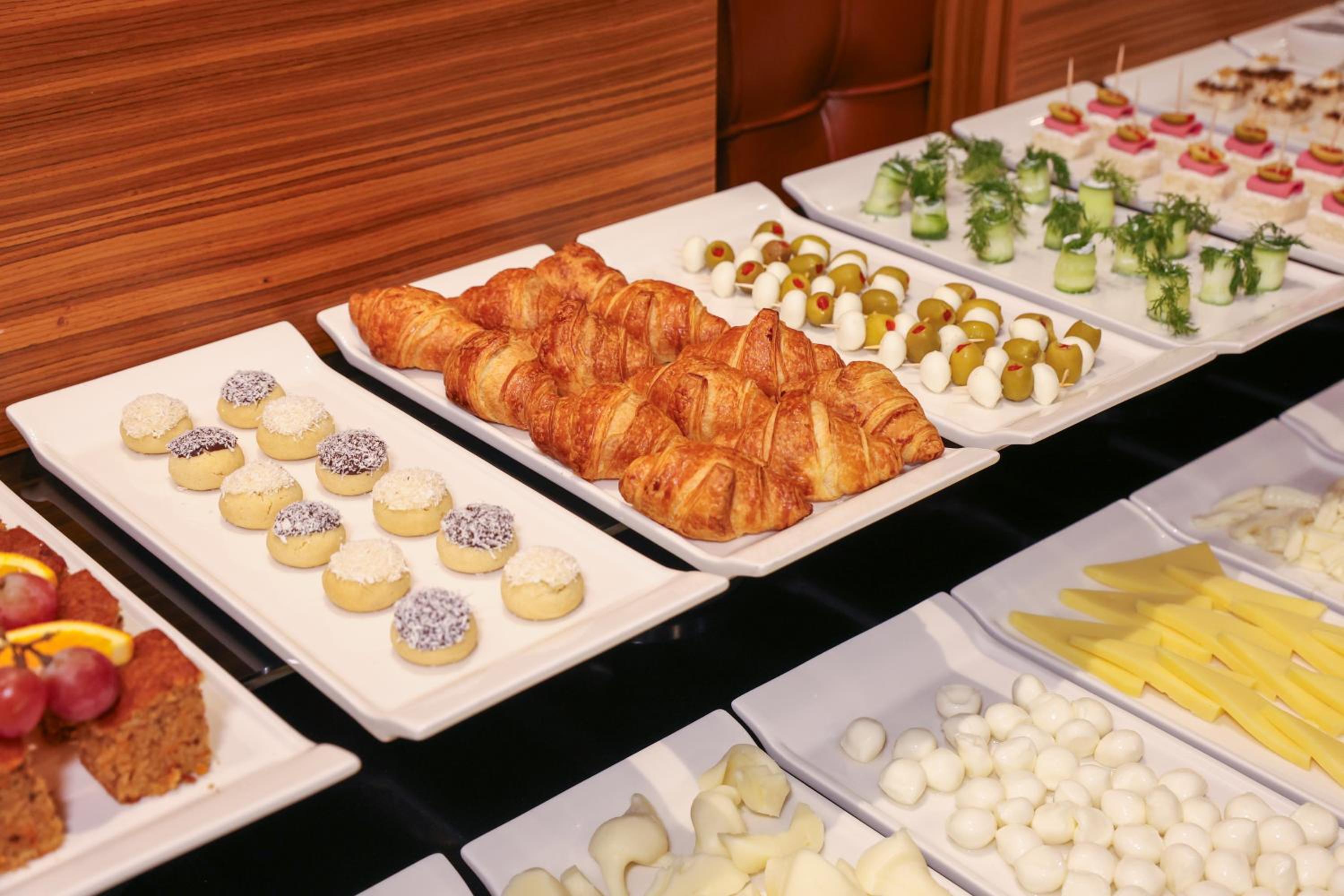 Continent Otel Atasehir - Image 6