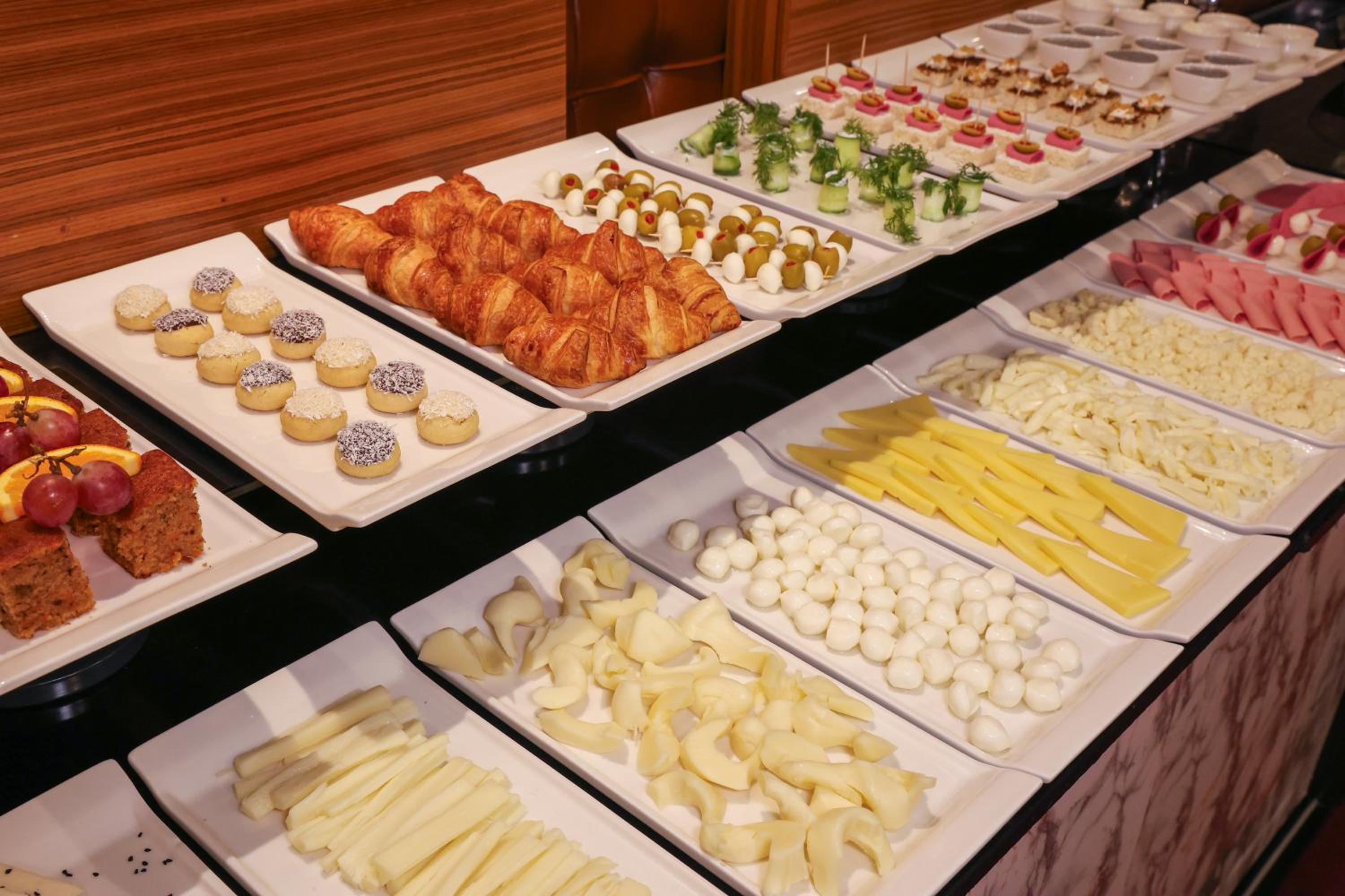 Continent Otel Atasehir - Image 12