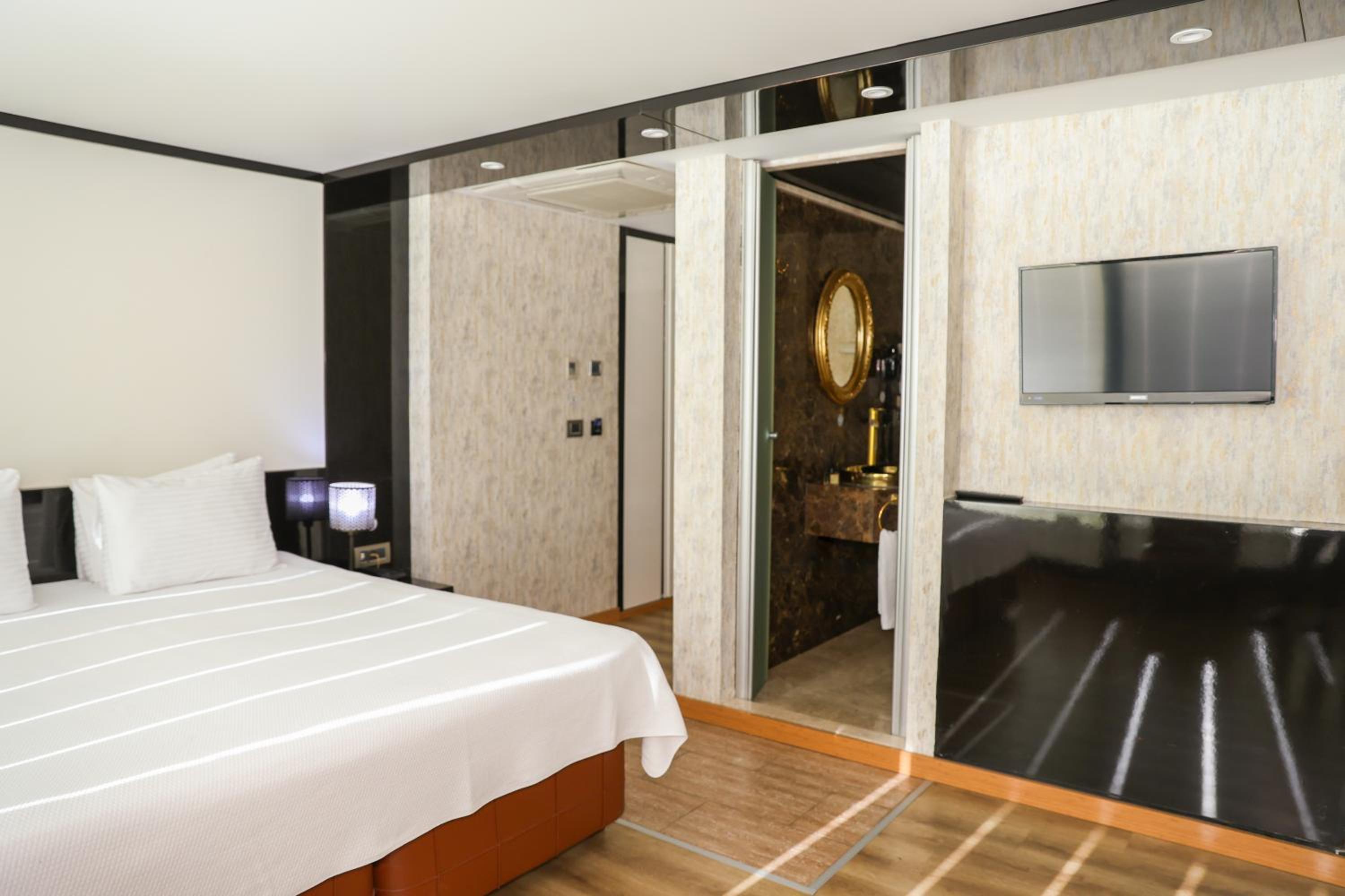 Continent Otel Atasehir - Image 13