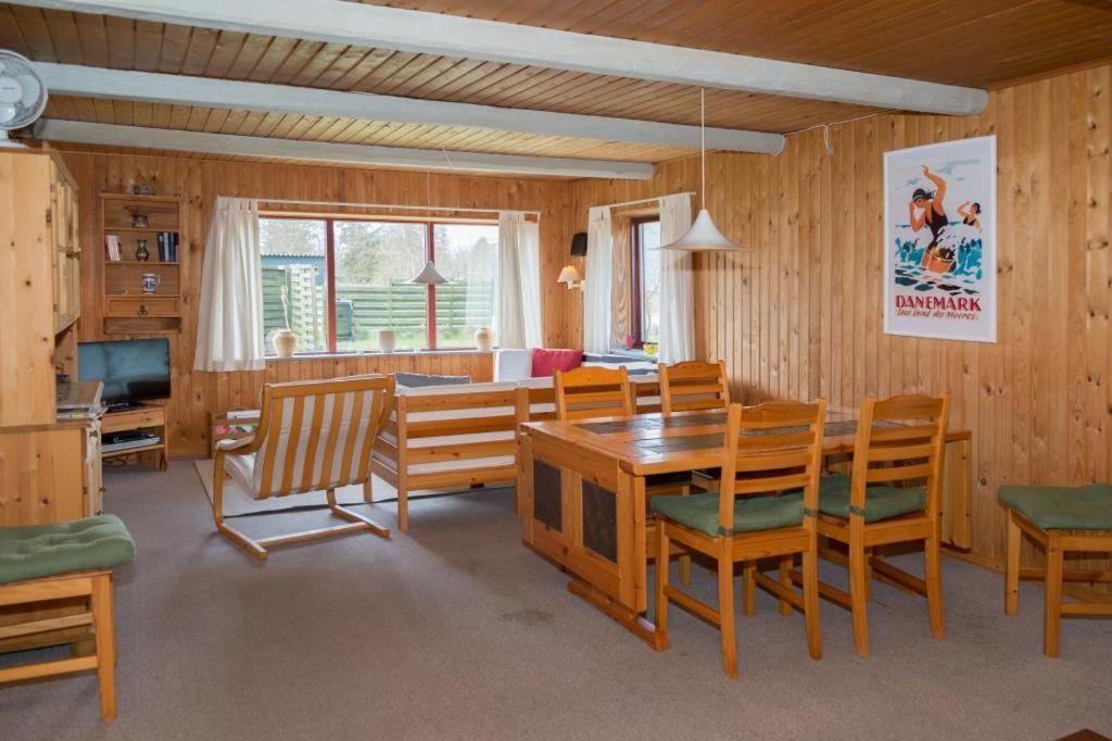 Nice Home In Ebeltoft With 2 Bedrooms view 3