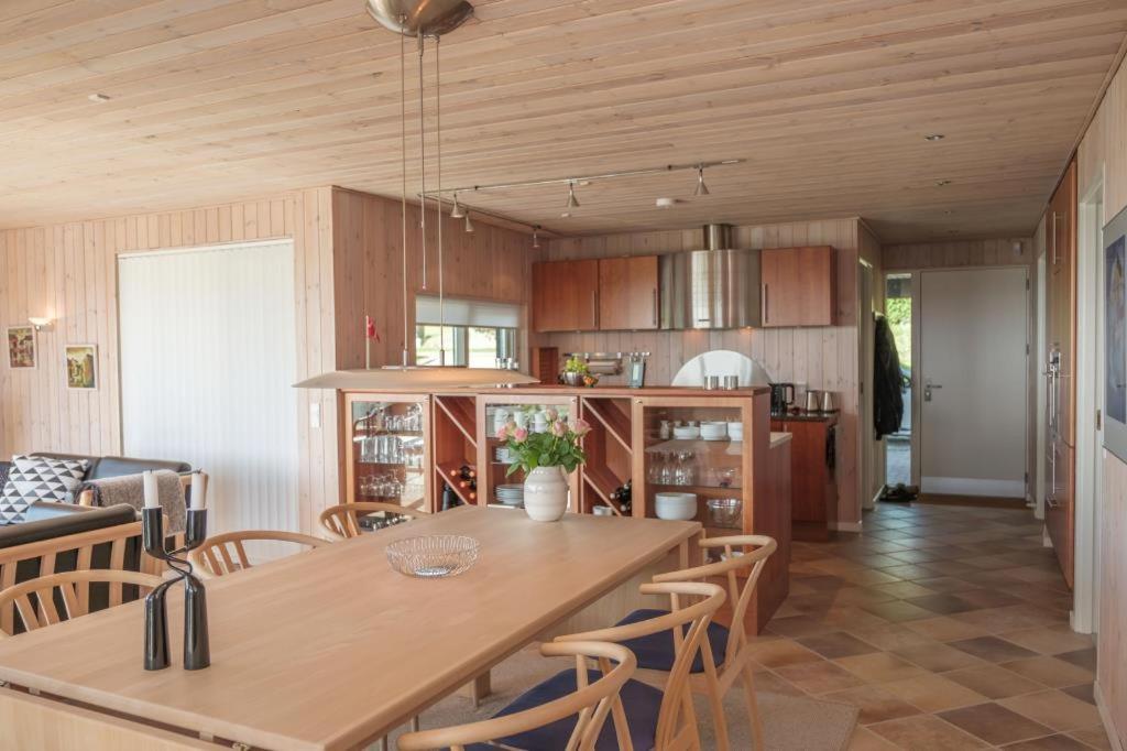 Awesome Home In Ebeltoft With 3 Bedrooms And Internet view 2