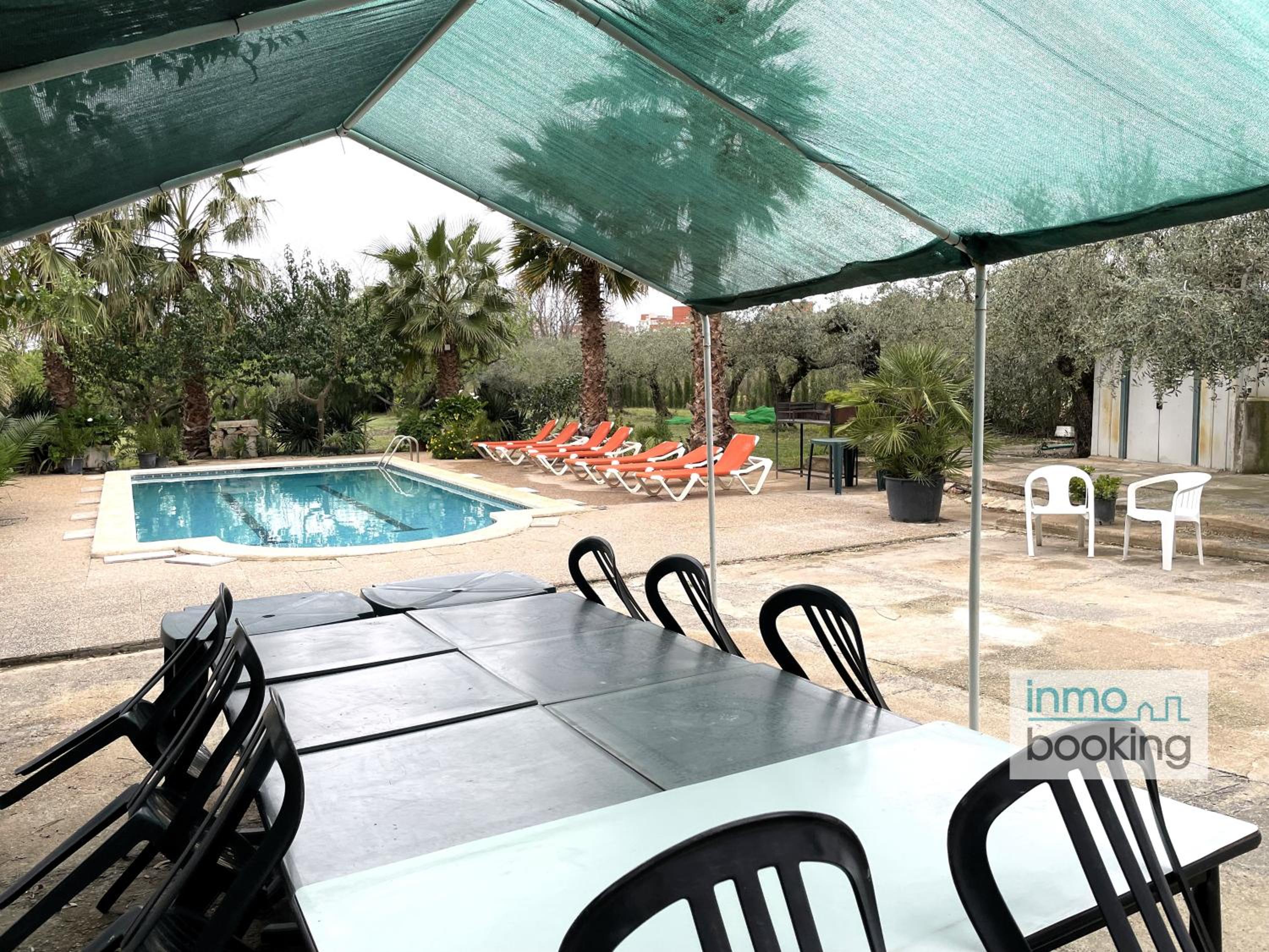 Villa Mediterrania, con piscina y barbacoa