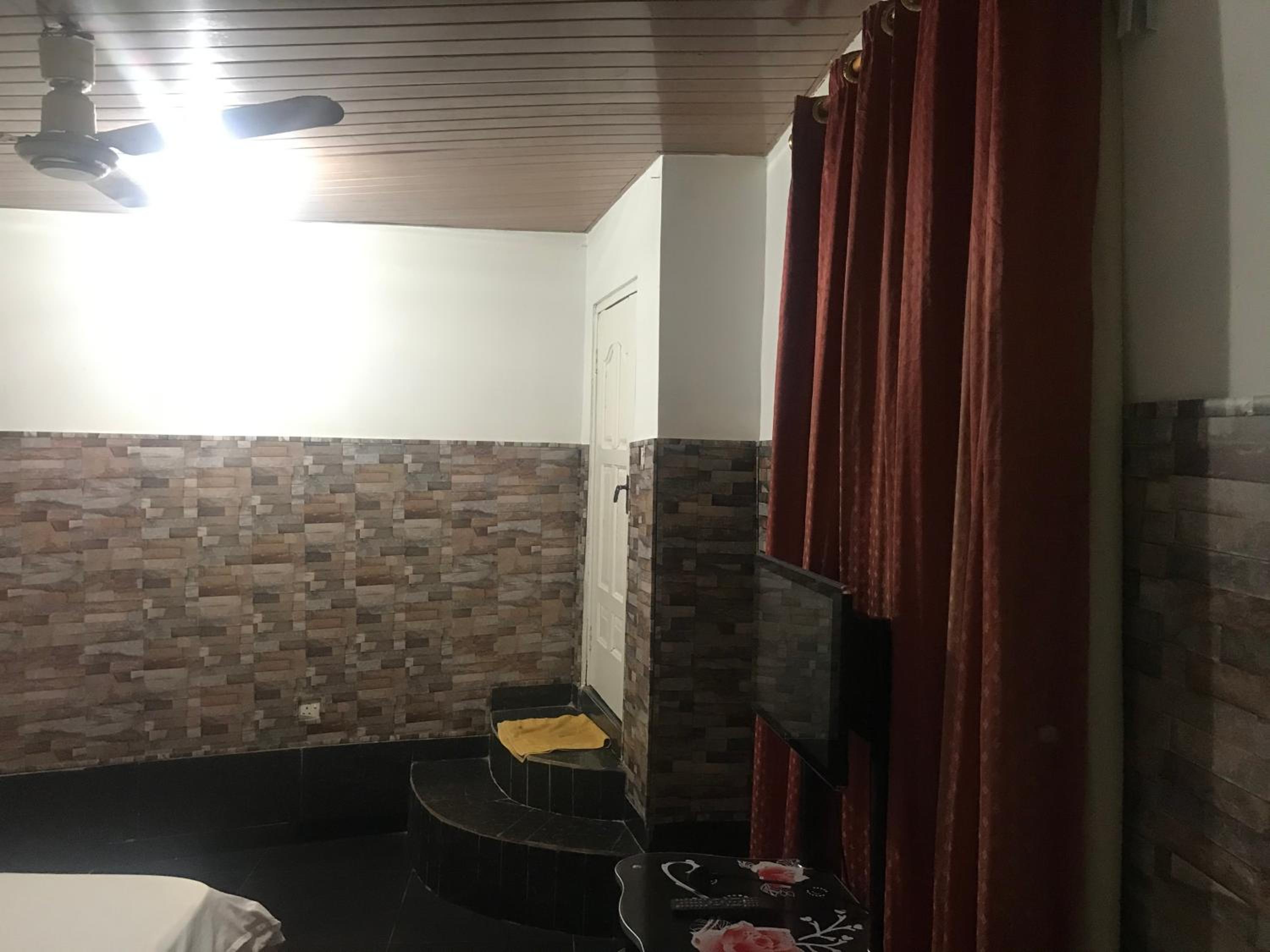 Photo 41