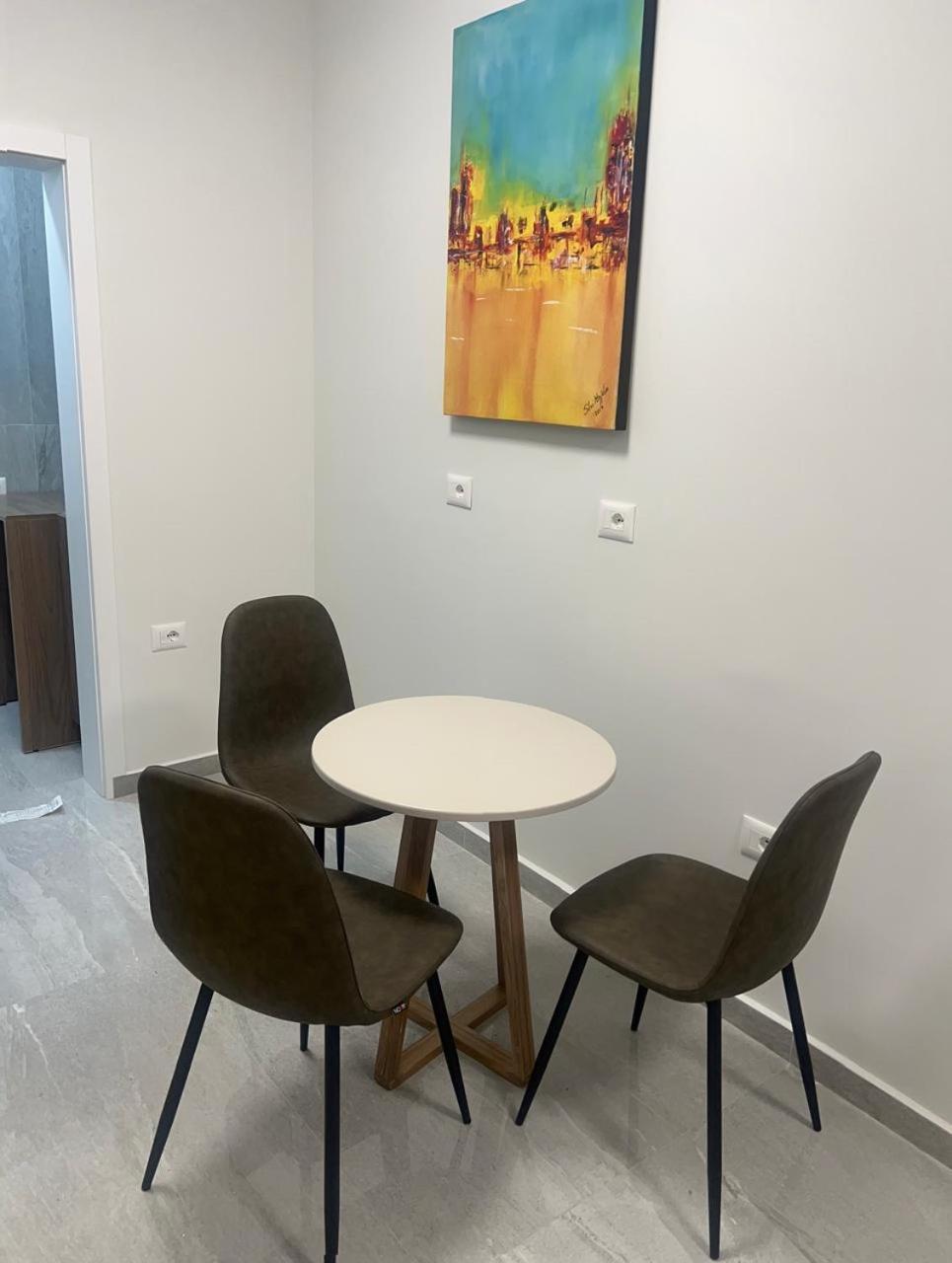 OM Studio Apartments