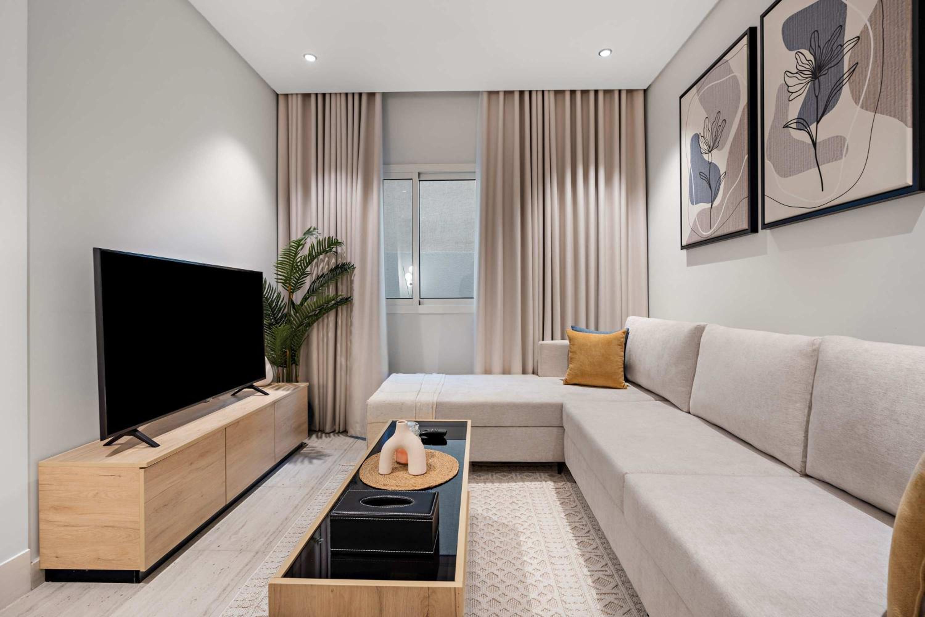 Silkhaus New & Modern 3BDR at Majidia in Al Nada