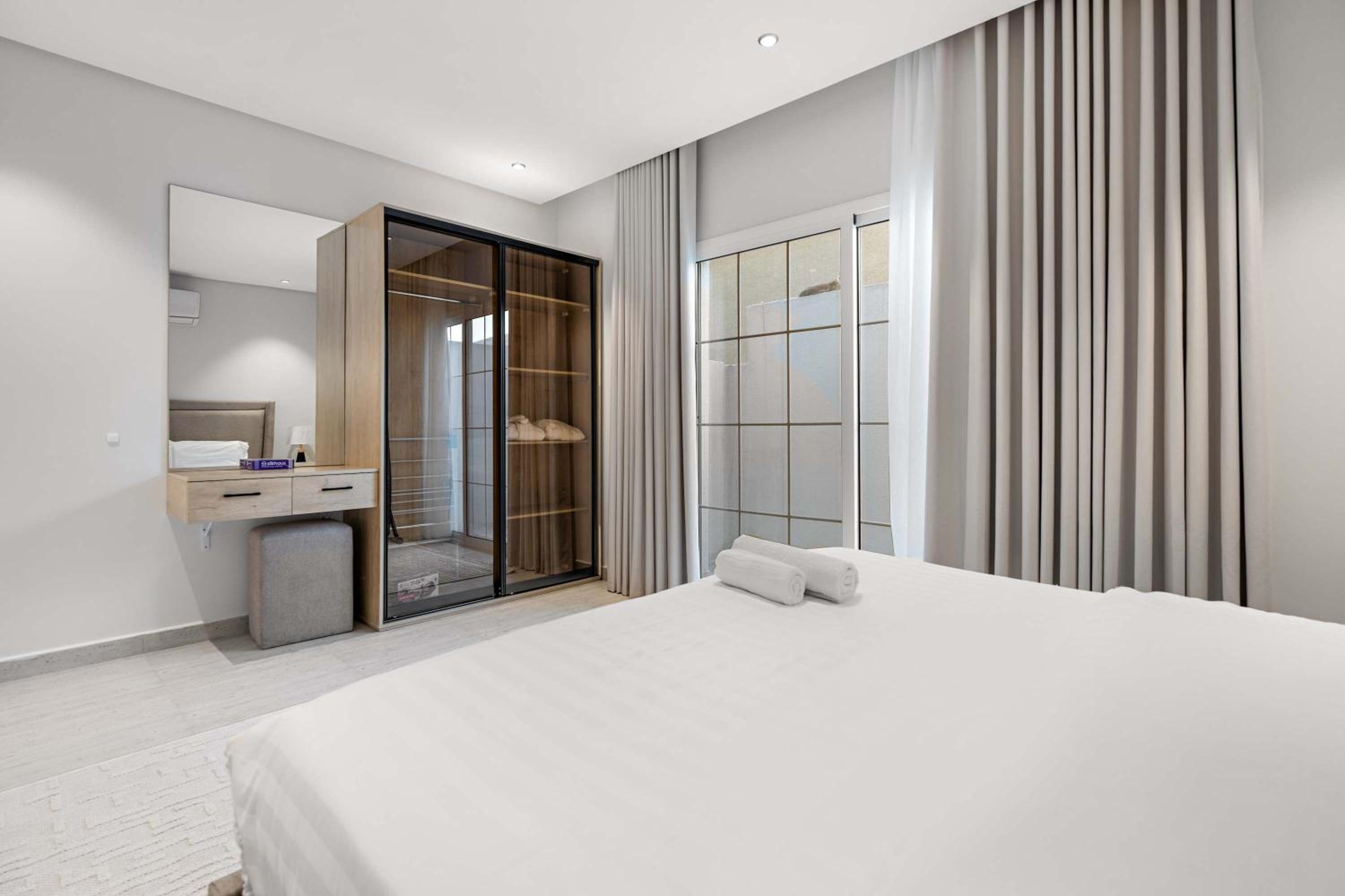 Silkhaus New & Modern 3BDR at Majidia in Al Nada