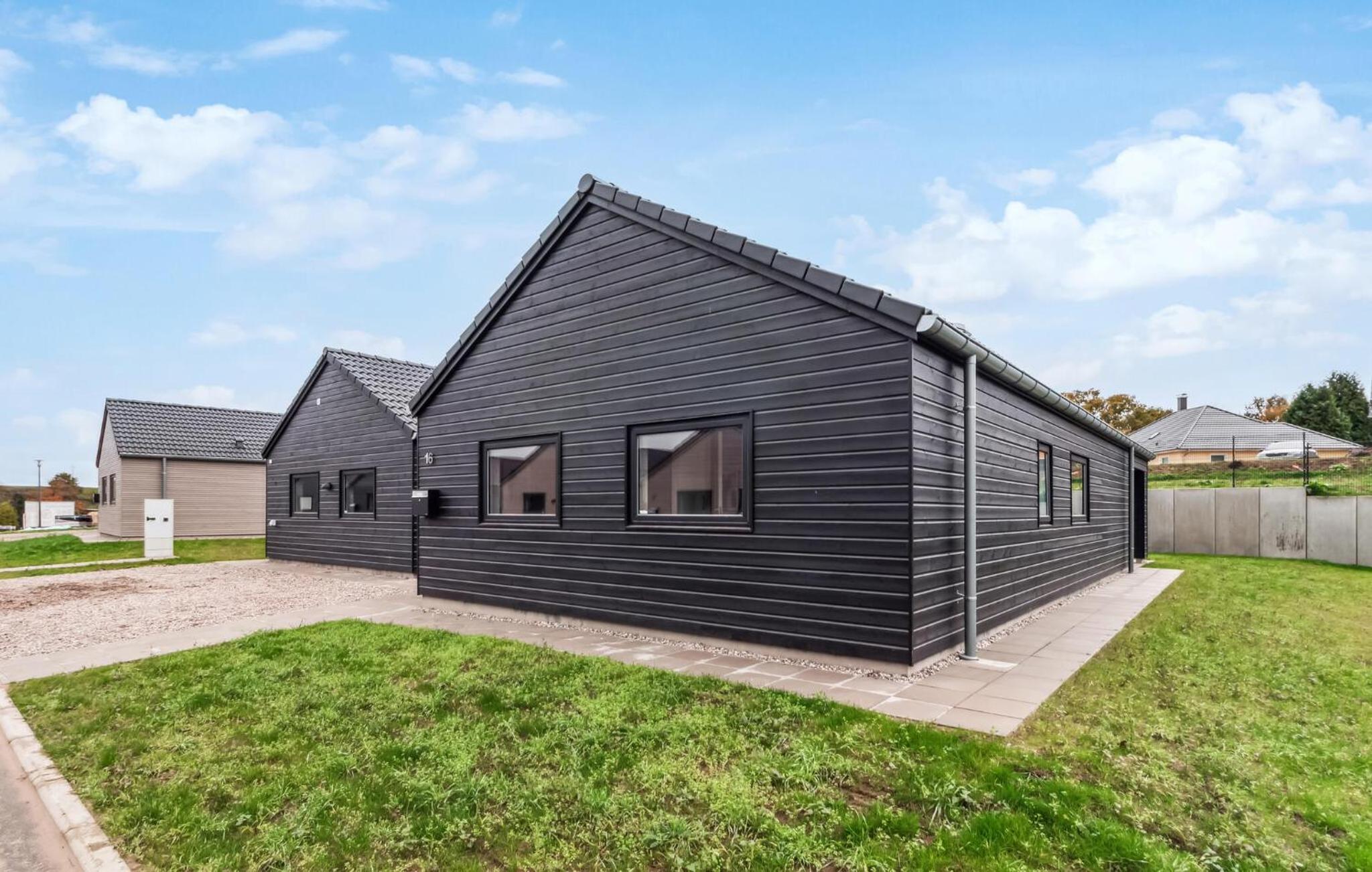 Lovely Home In Jesendorf With Sauna