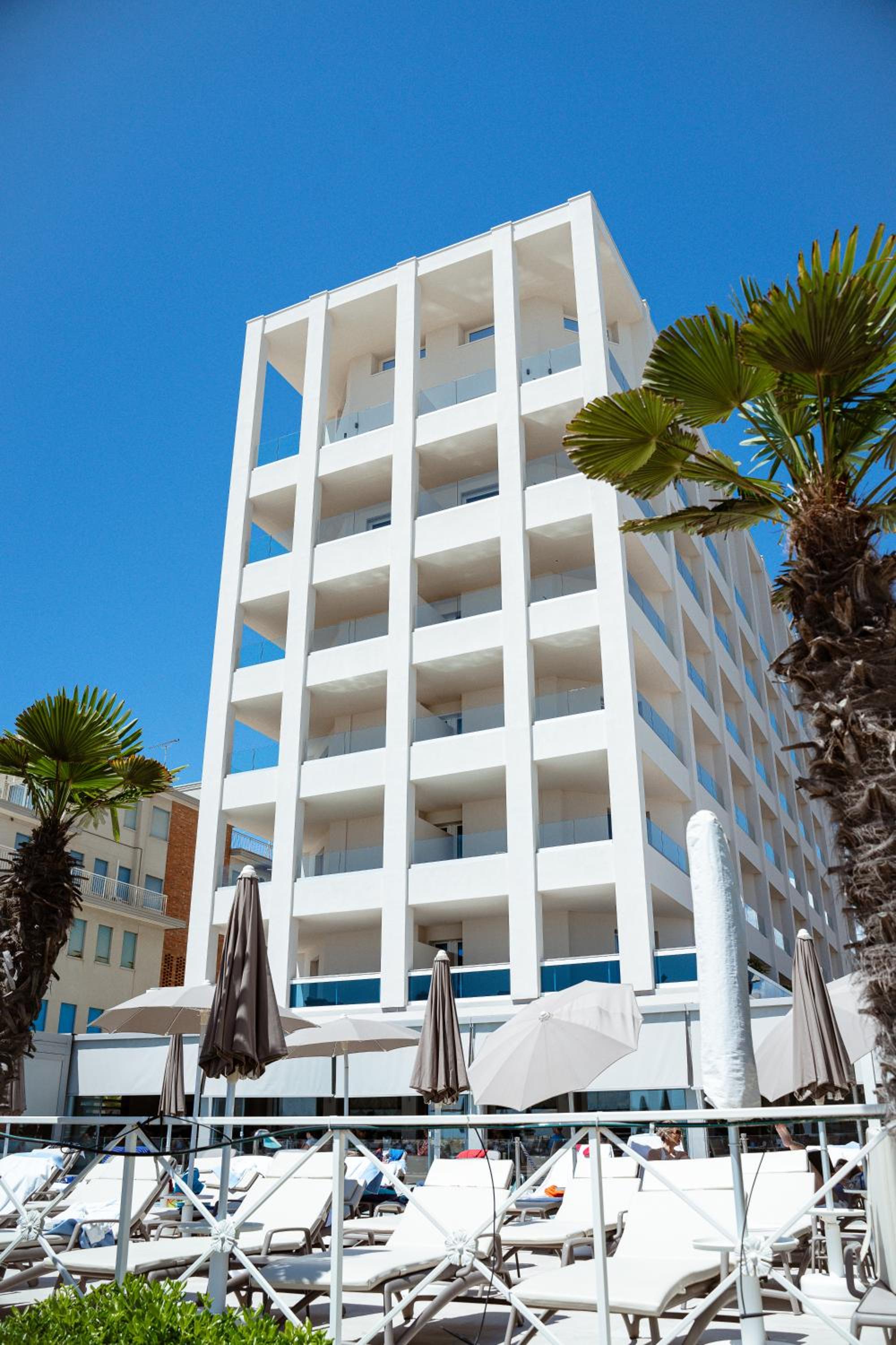 Hotel Cavalieri Palace - Image 1