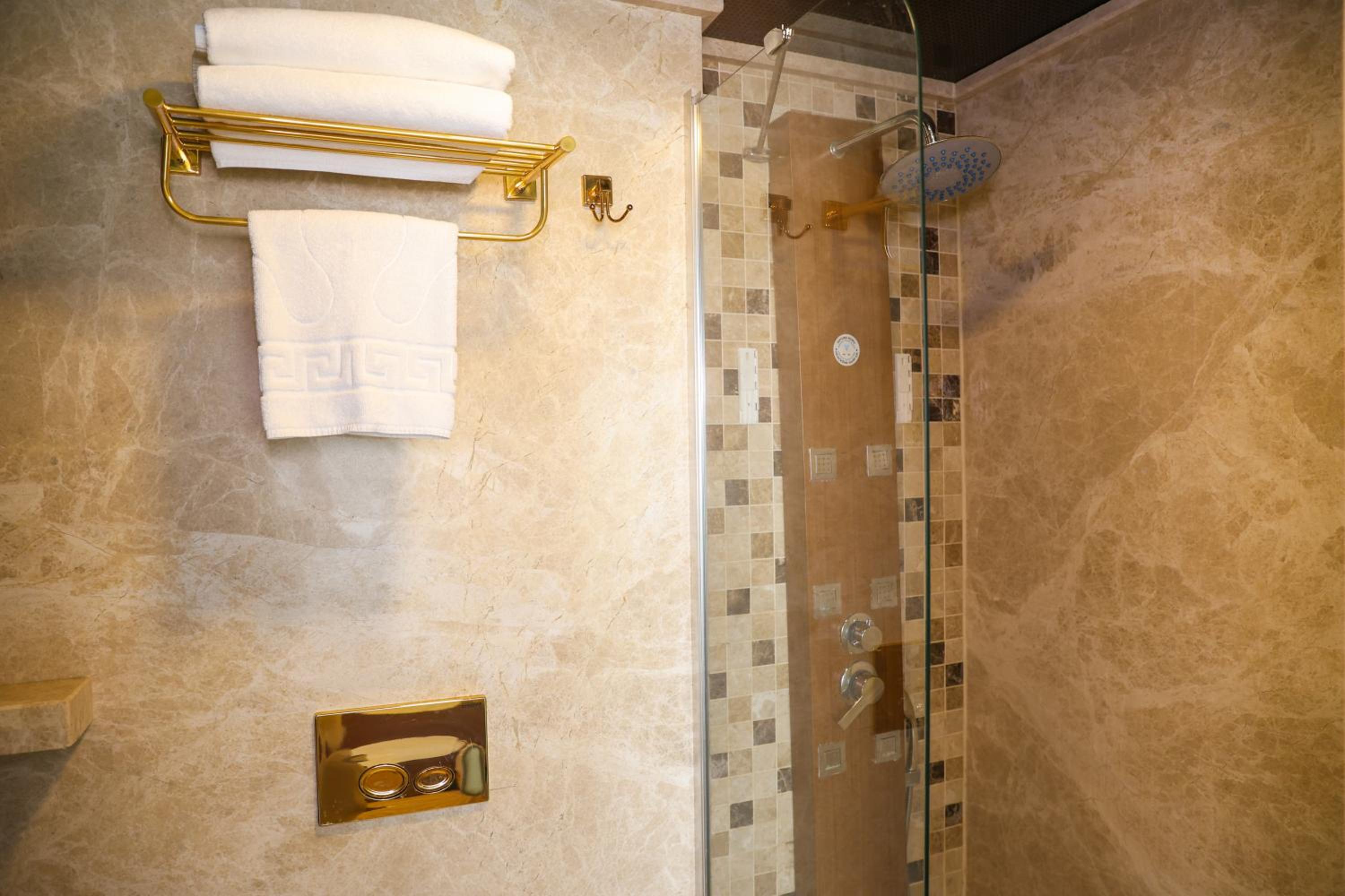 Continent Otel Atasehir - Image 18