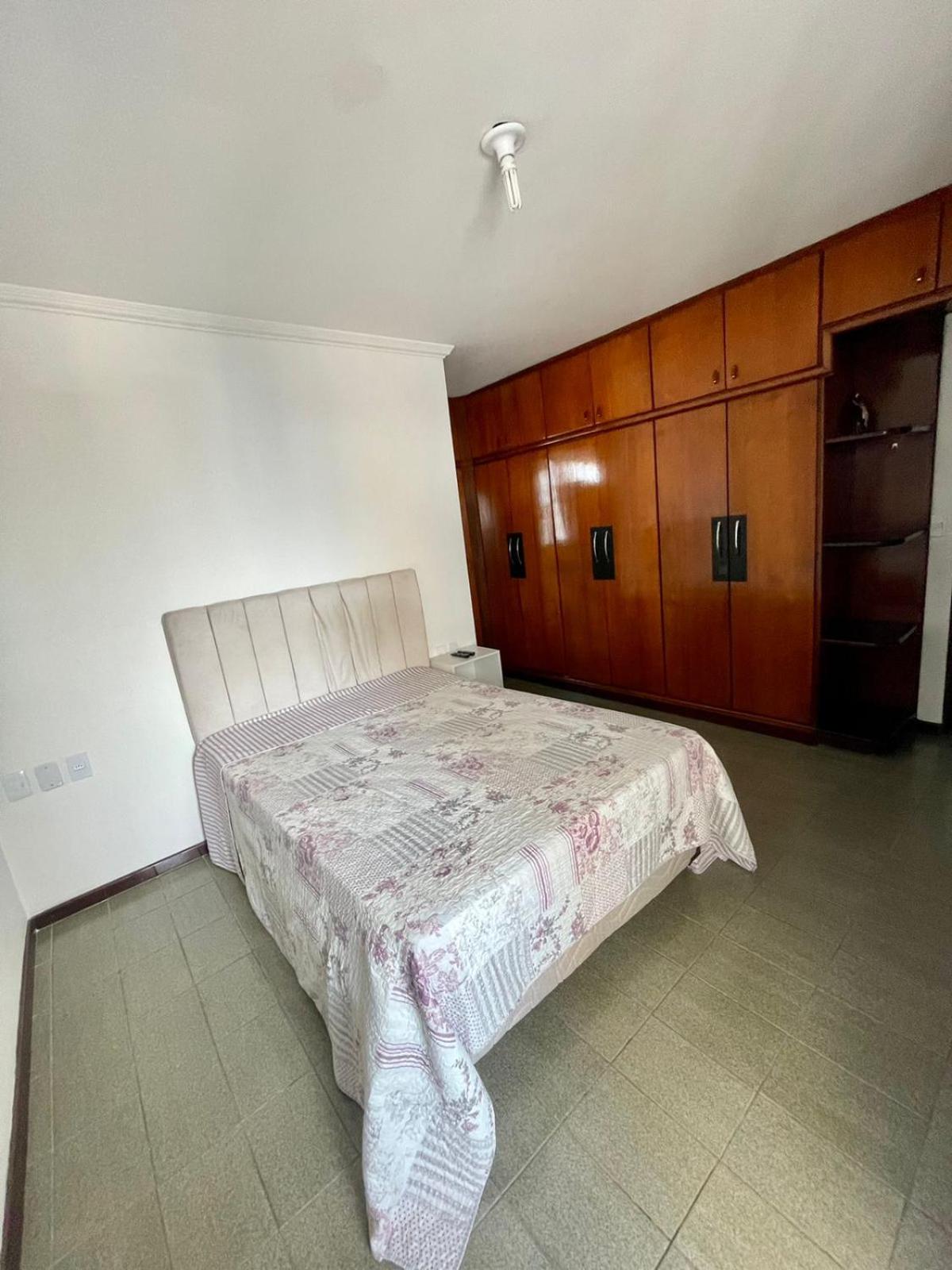 amplo apartamento com 196 m2