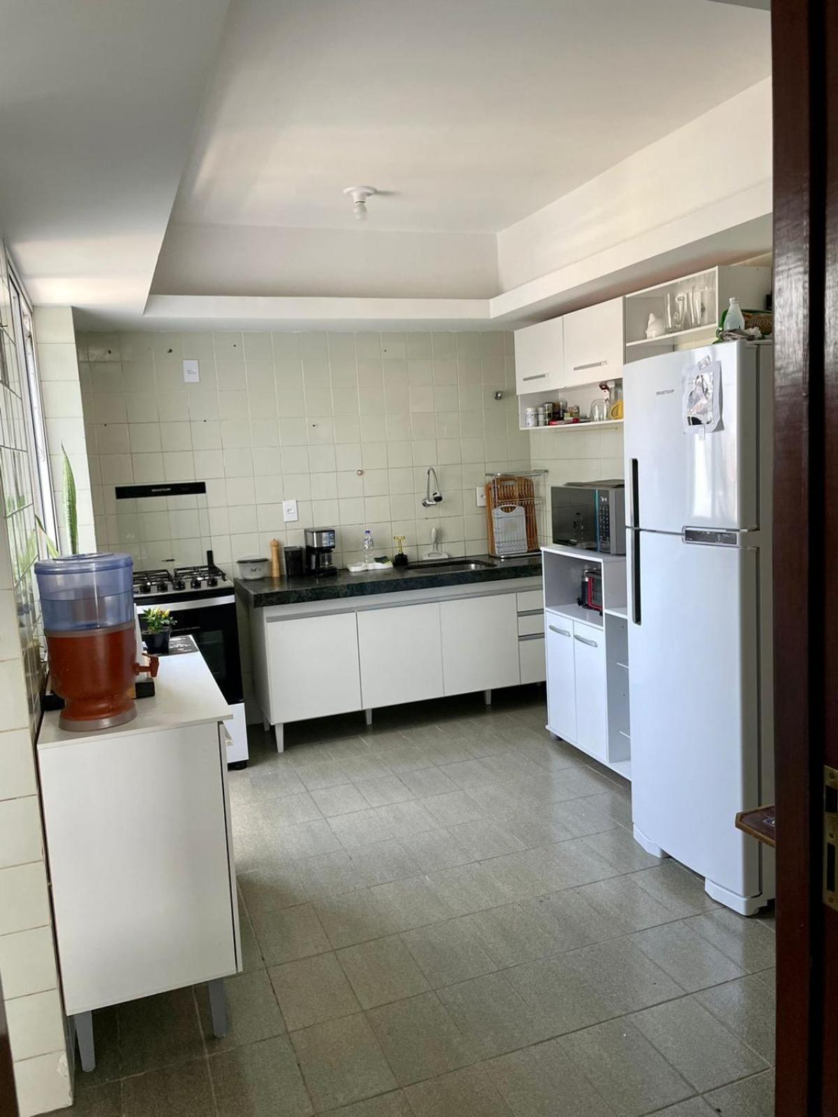 amplo apartamento com 196 m2