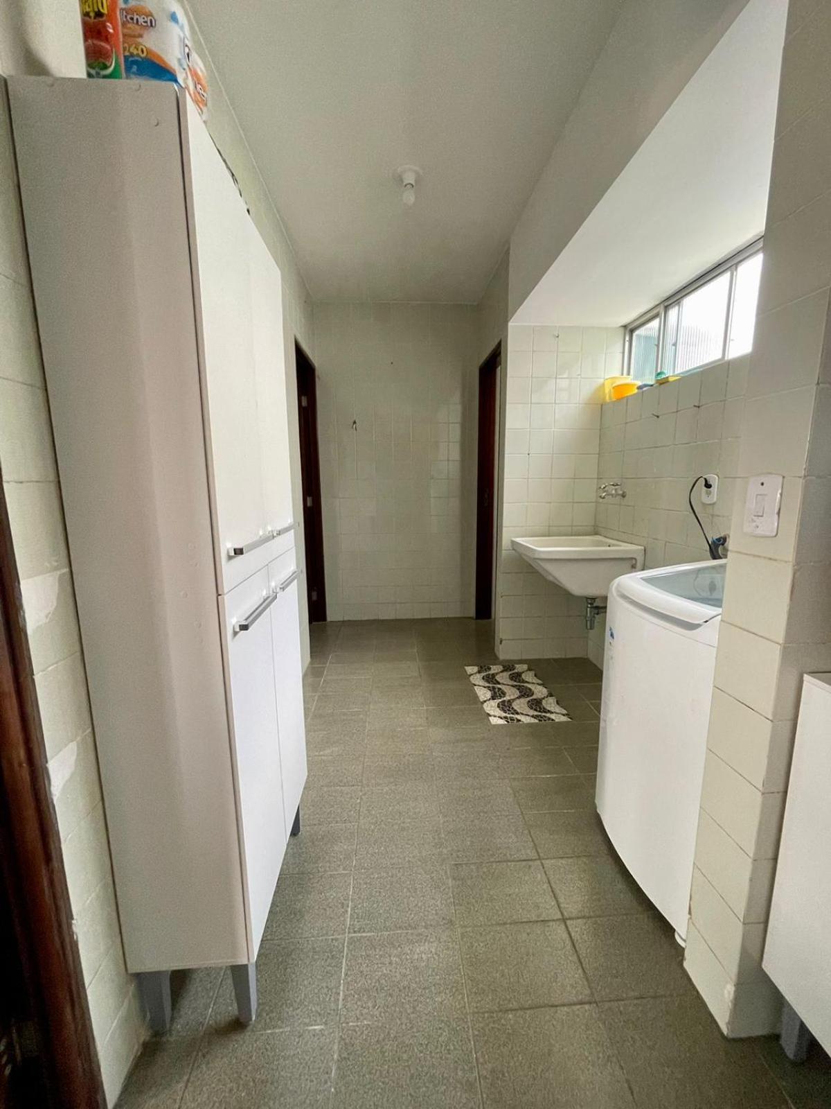 amplo apartamento com 196 m2