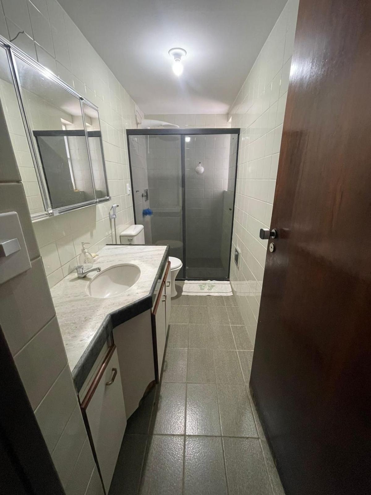 amplo apartamento com 196 m2
