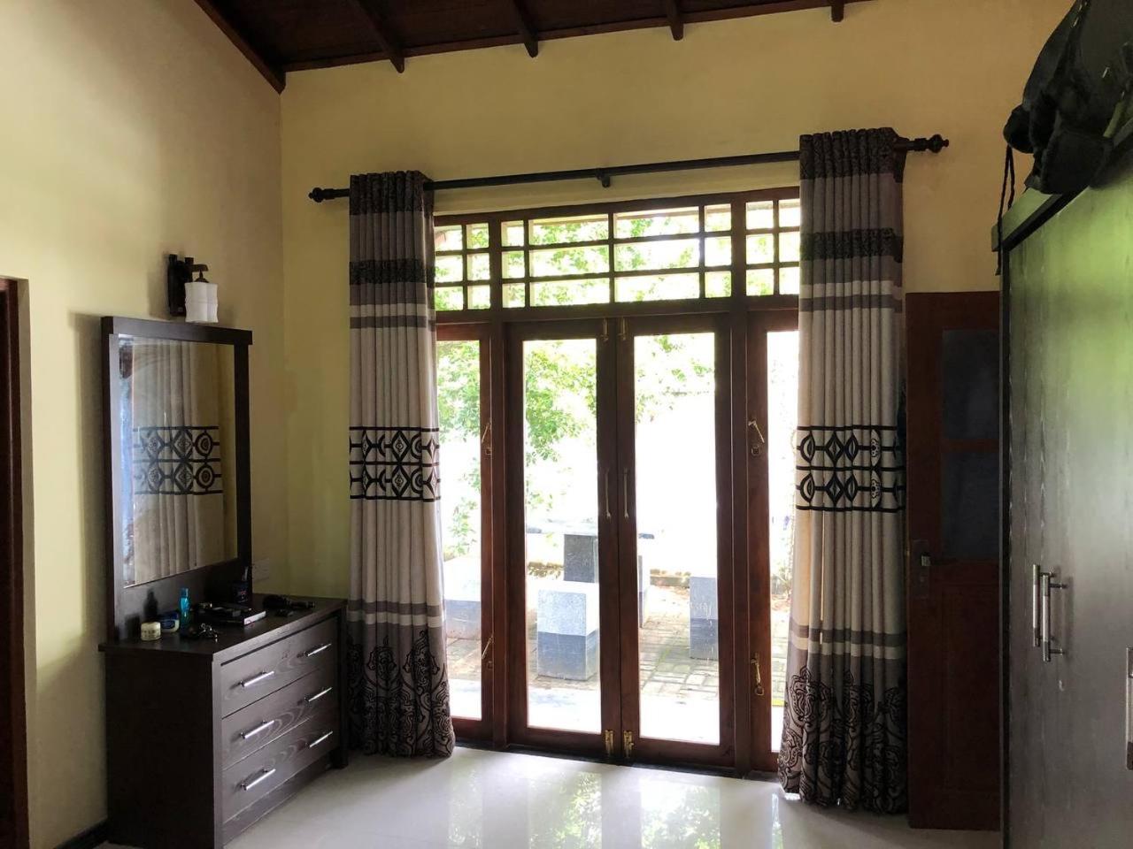 Relax Villa Koggala view 4