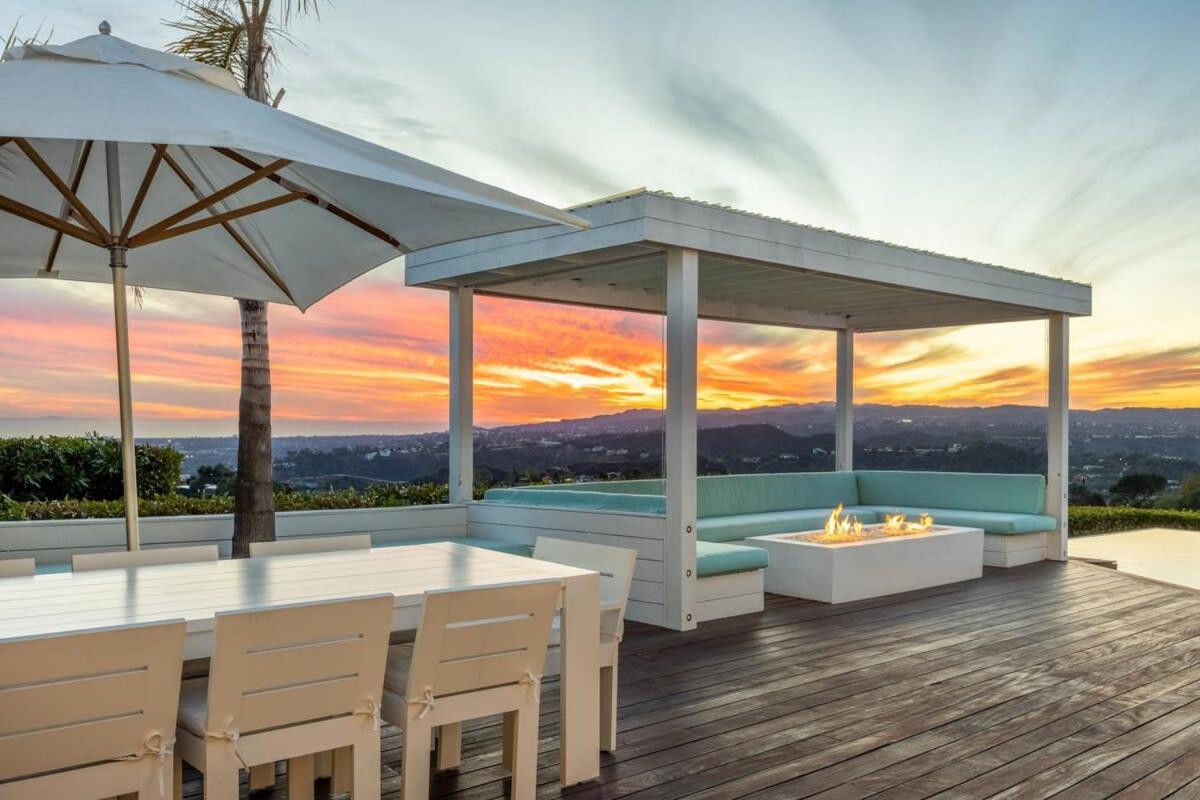 Crest Estate by Stay Awhile Villas