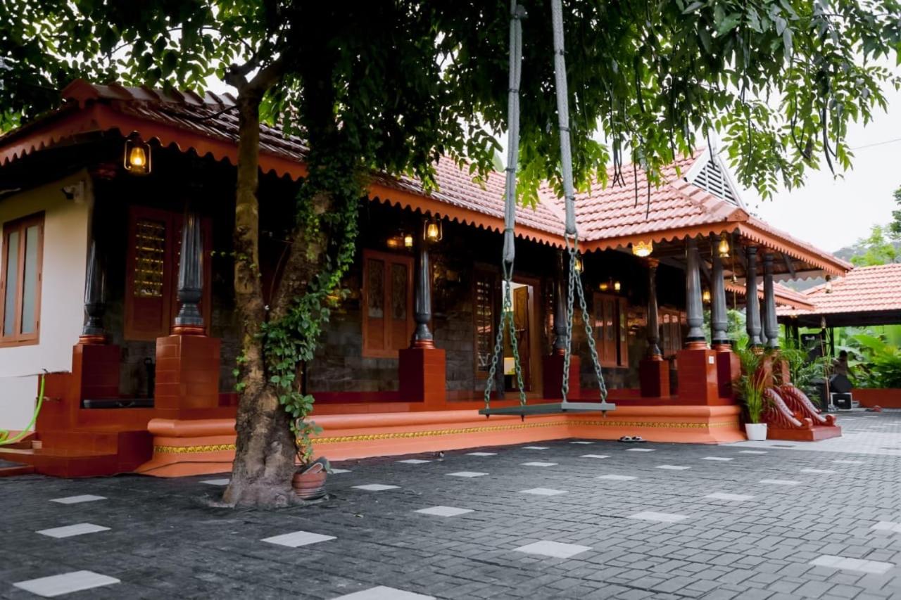 Edappady Holiday Villa view 2