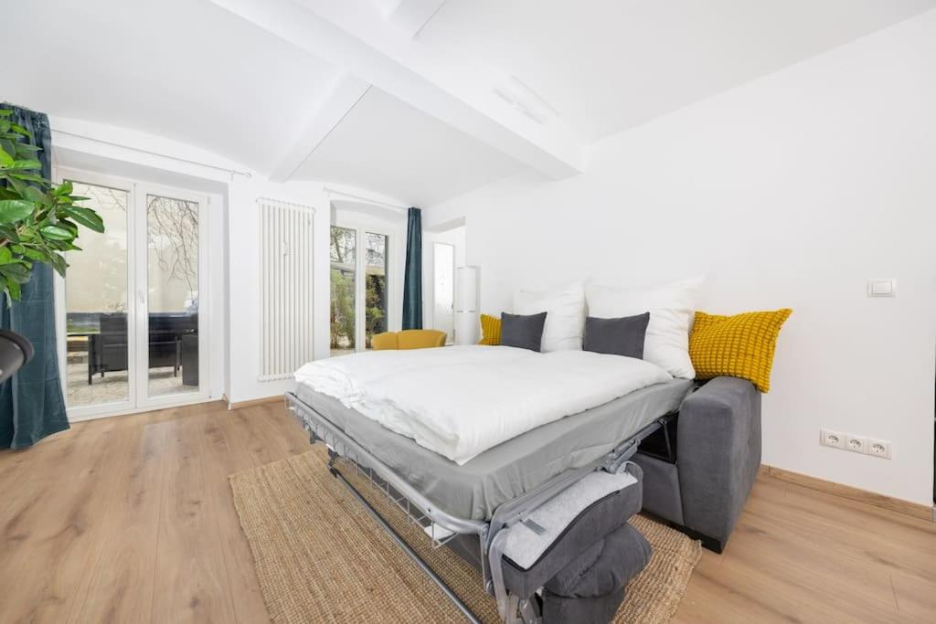 Terrassen-Wohnung am Görlitzer Park in Kreuzberg