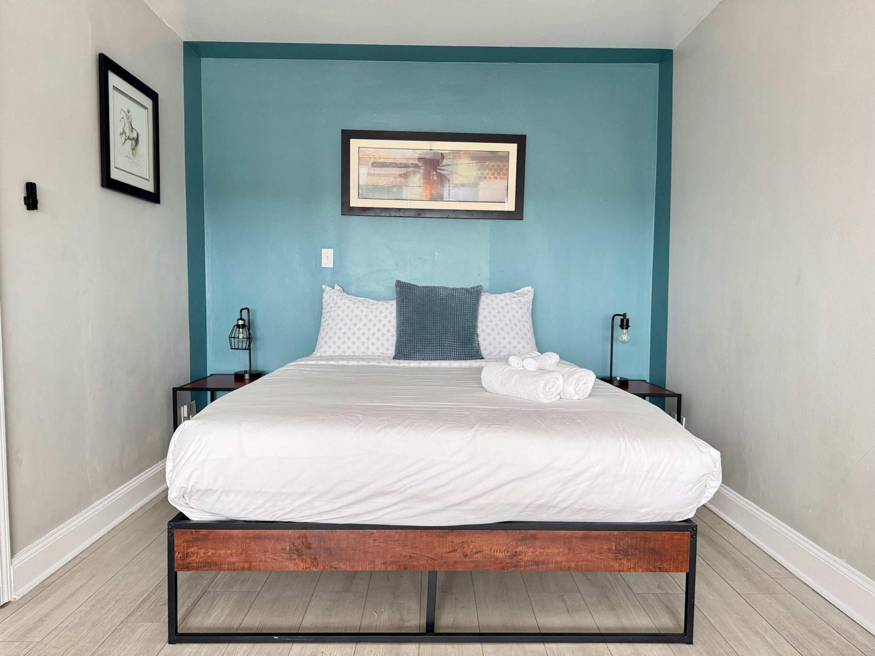 ATL Downtown 2BR King Bed Free Parking LM2007