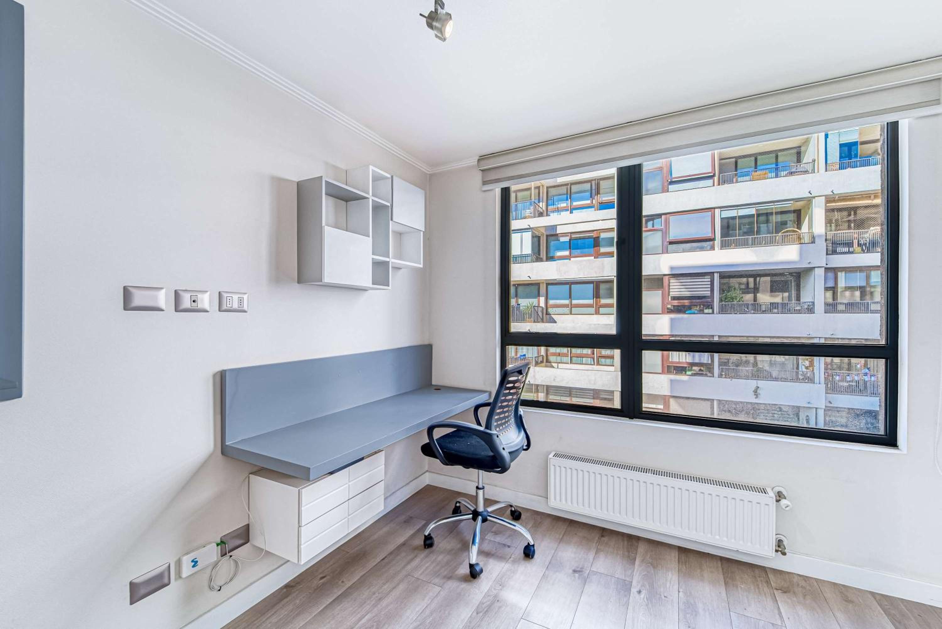 City Nest - 2B with Balcony & Parking