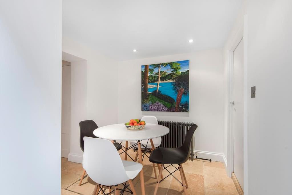 Chepstow Place- Notting Hill