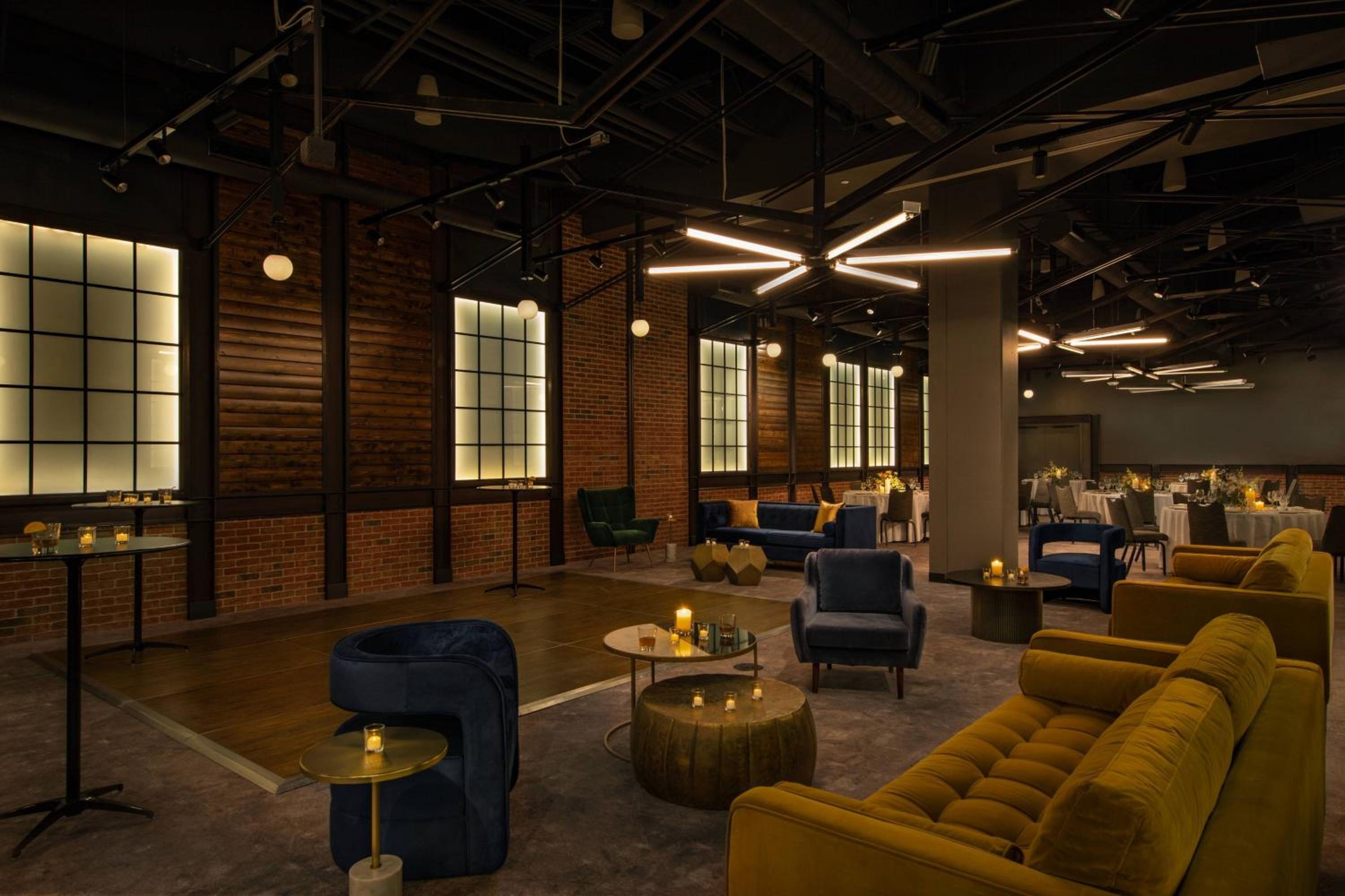 Moxy Downtown Los Angeles