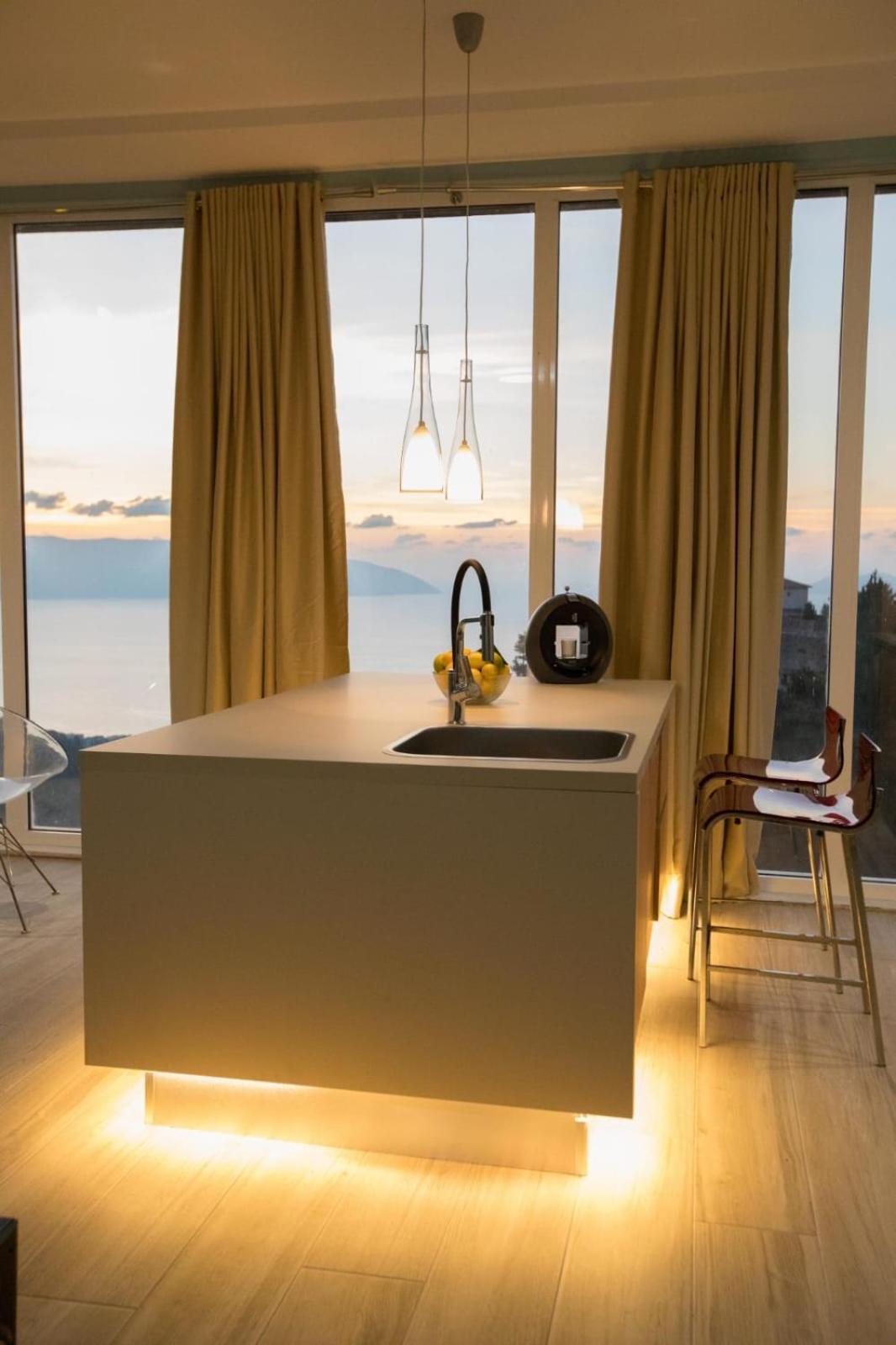 Vila Luarasi Blue Apartment