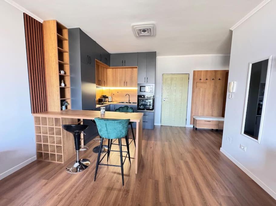 Sea side Apartment 2