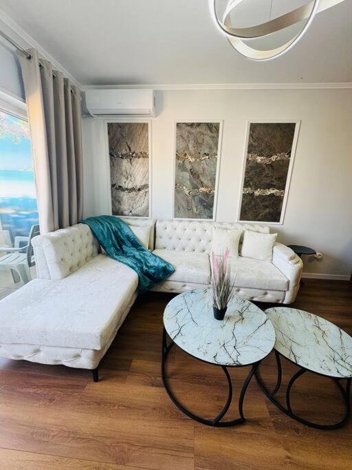 Sea side Apartment 2