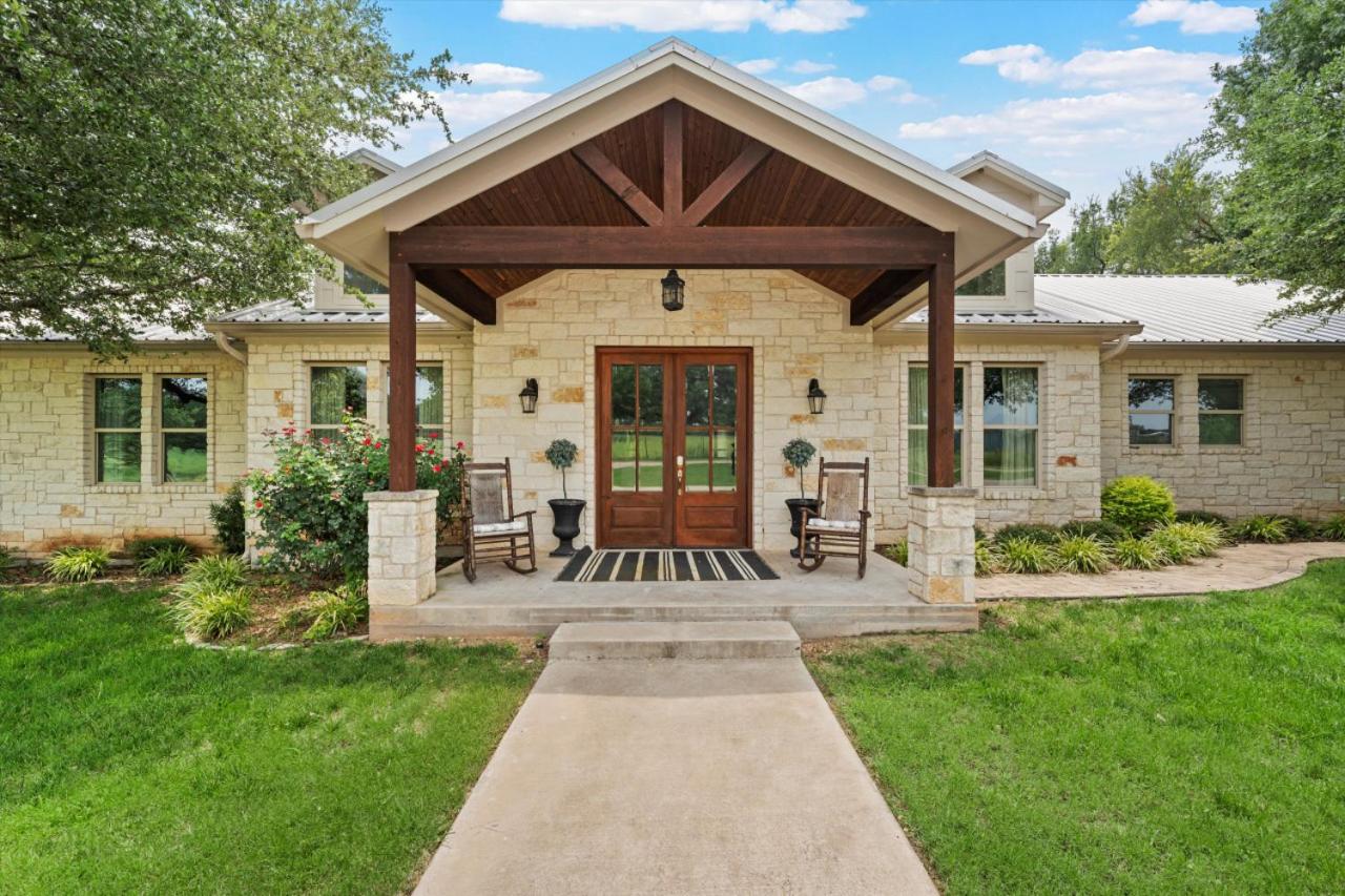 Ruby Dell Ranch - Just 10 mins from downtown Waco