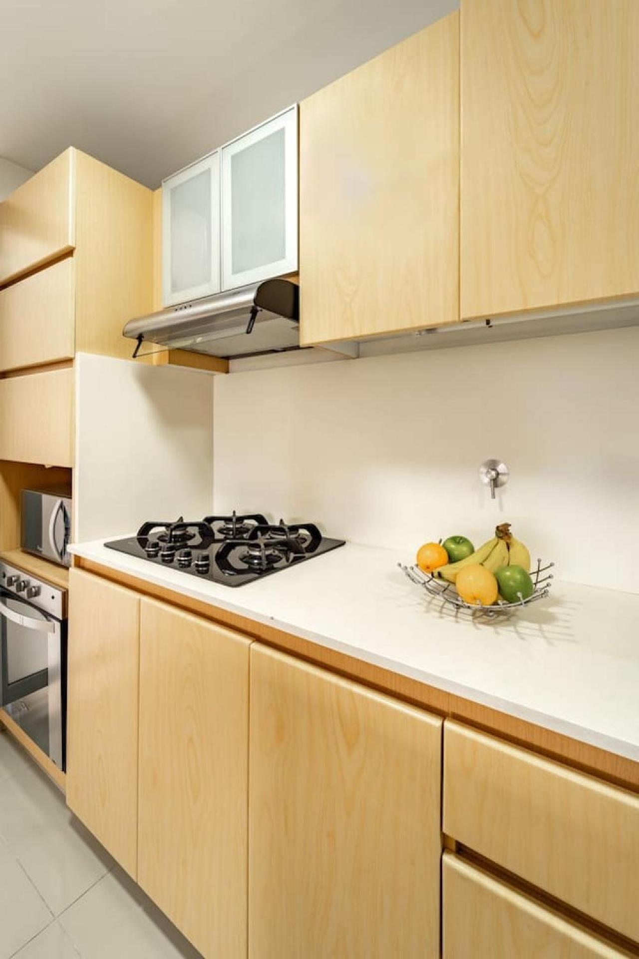 3BR Modern and Urban Apartment with Views
