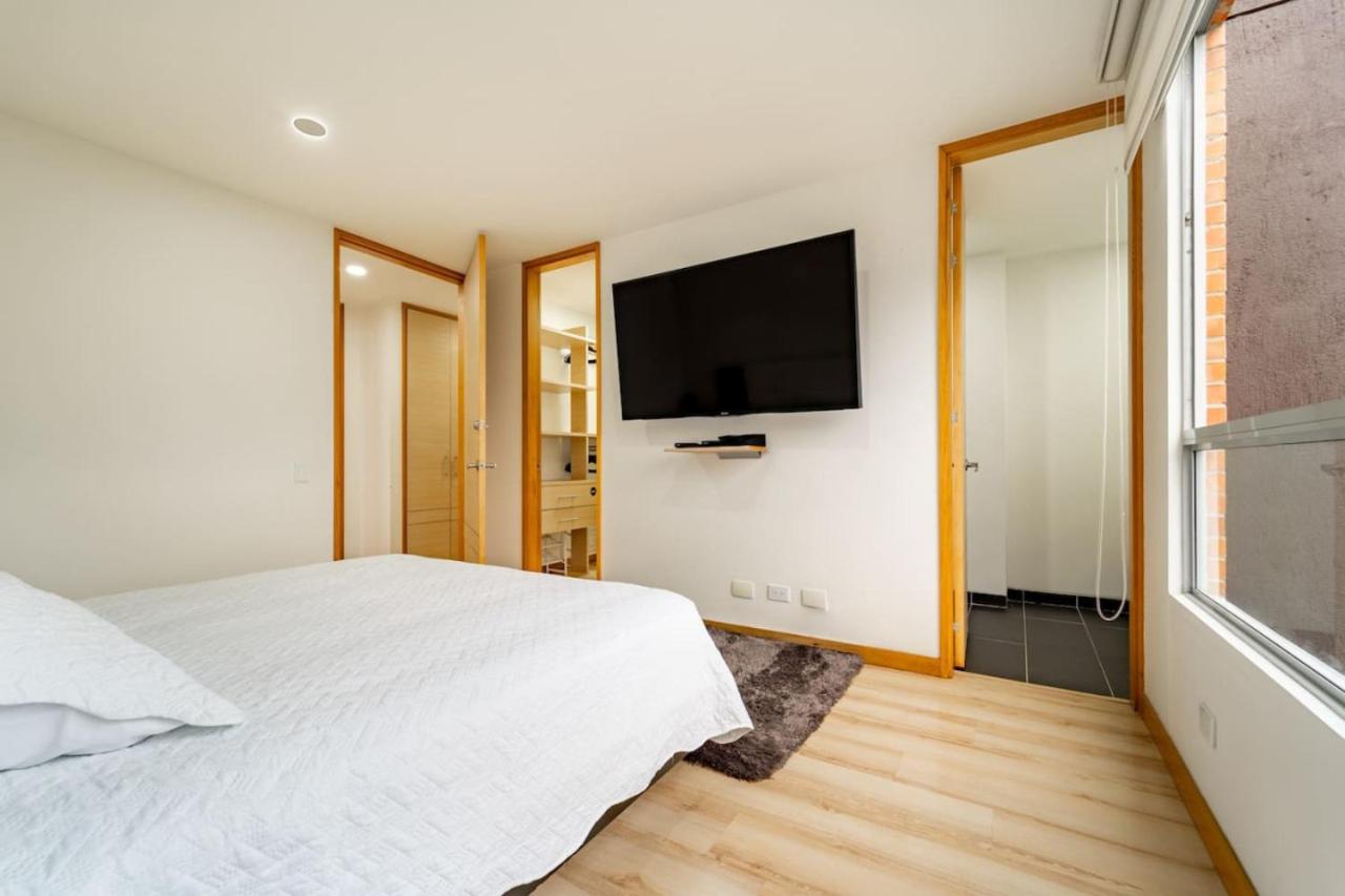3BR Modern and Urban Apartment with Views