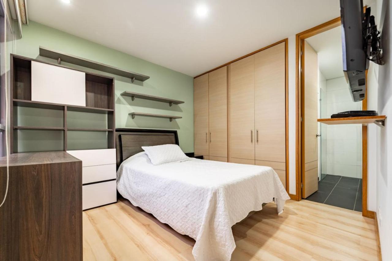 3BR Modern and Urban Apartment with Views