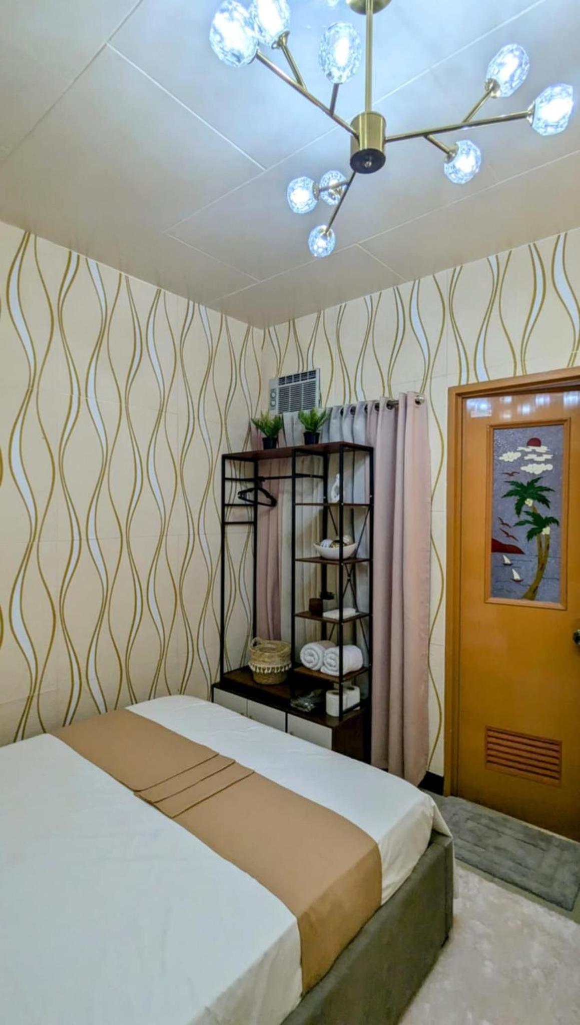 Serdena Homestay Fronting Cuatro Islas, Hindang - 10