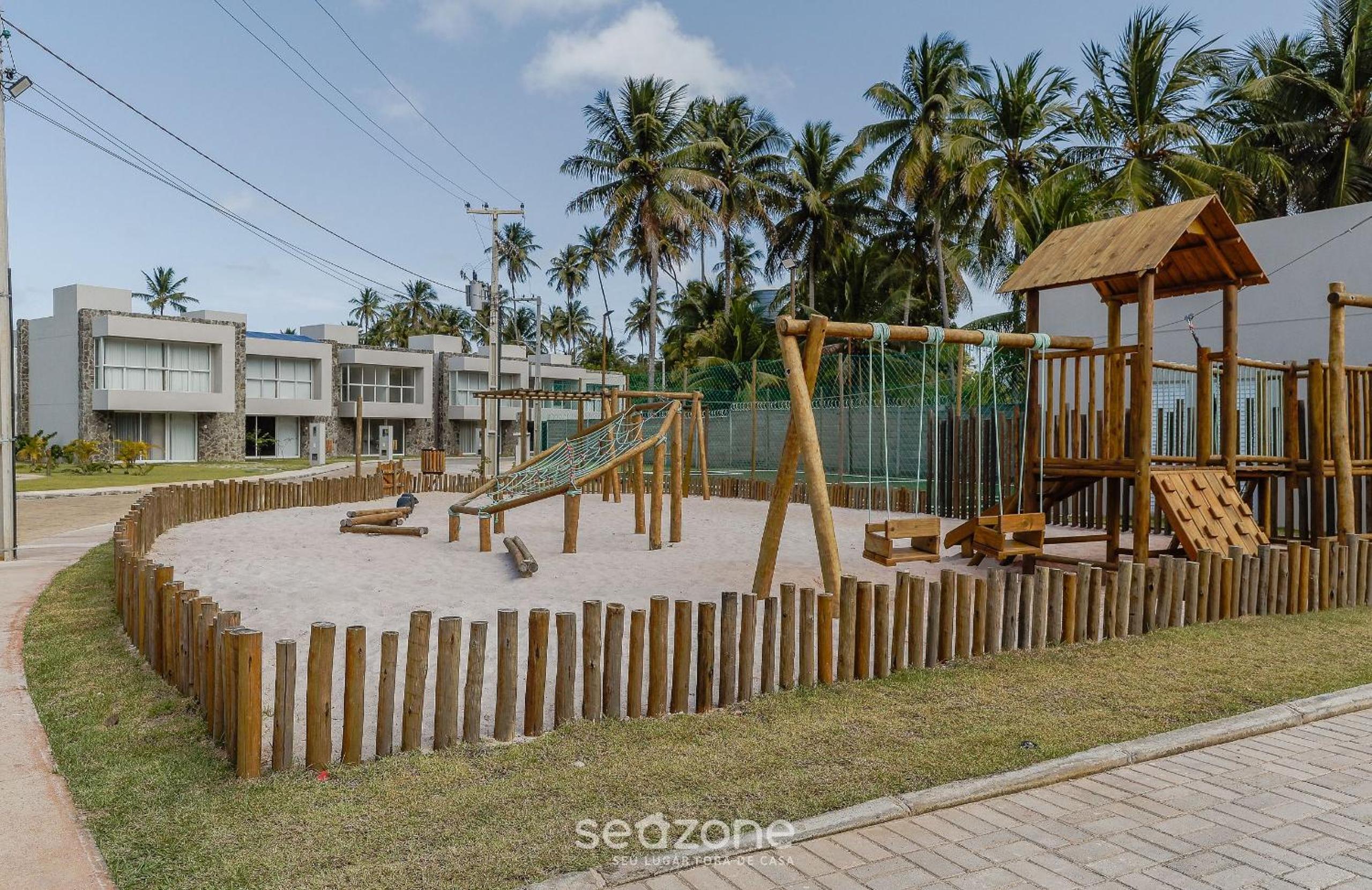 House with pool at Praia do Marceneiro NLUH0008