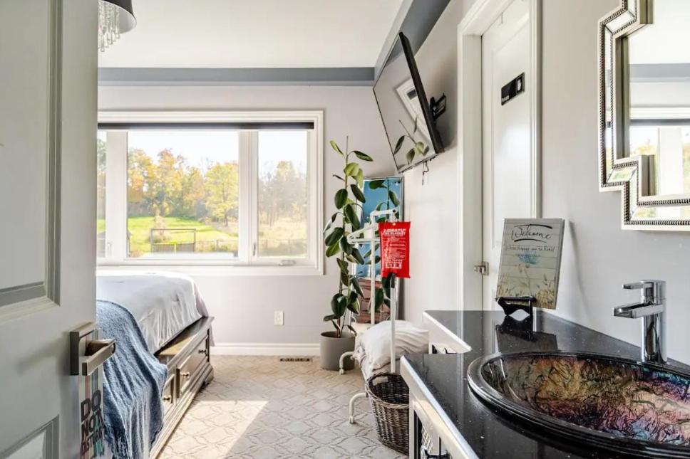 The Shabby Chic Home nestled on the Grimsby Escarpment