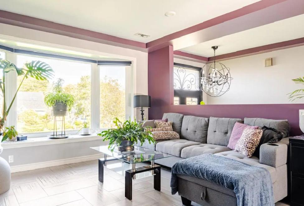 The Shabby Chic Home nestled on the Grimsby Escarpment
