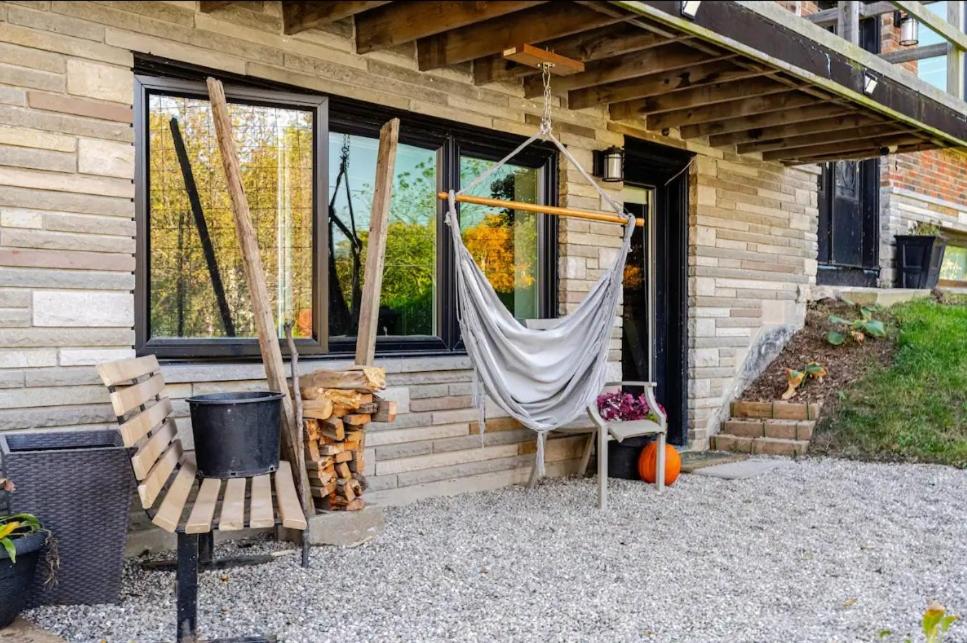 The Shabby Chic Home nestled on the Grimsby Escarpment