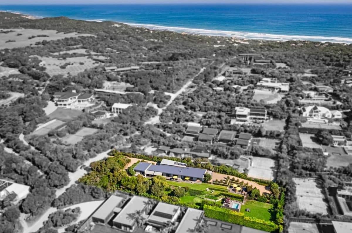 Luxury Portsea Sanctuary Gas Heat Pool & Gardens