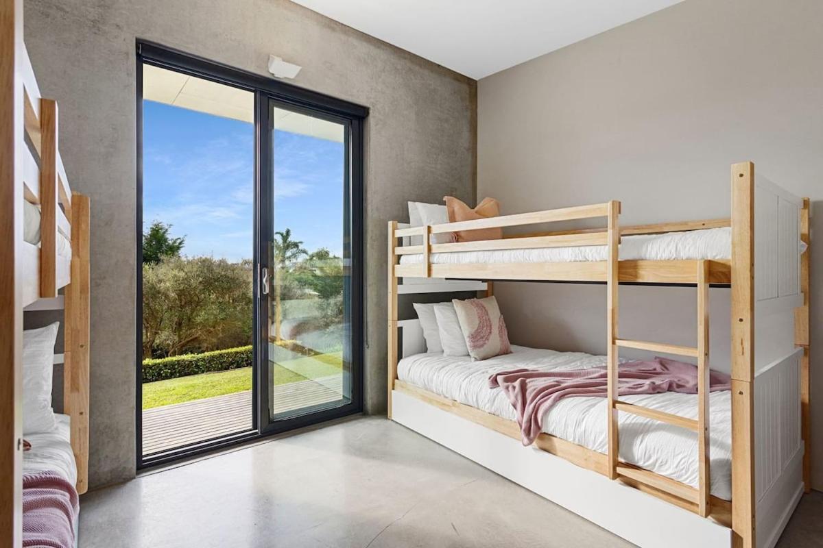 Luxury Portsea Sanctuary Gas Heat Pool & Gardens