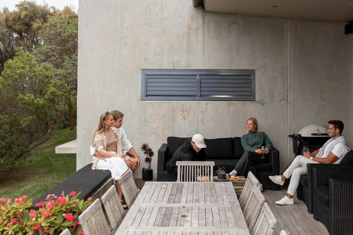 Luxury Portsea Sanctuary Gas Heat Pool & Gardens