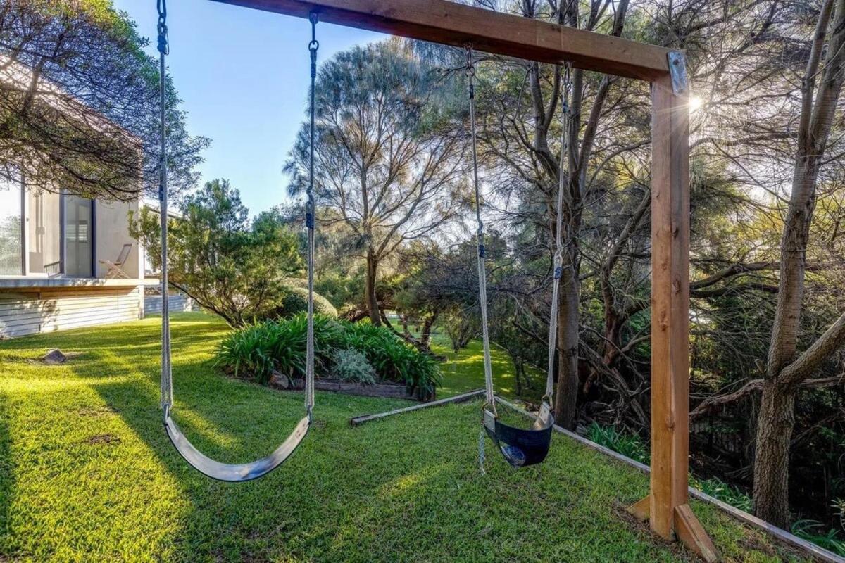 Luxury Portsea Sanctuary Gas Heat Pool & Gardens