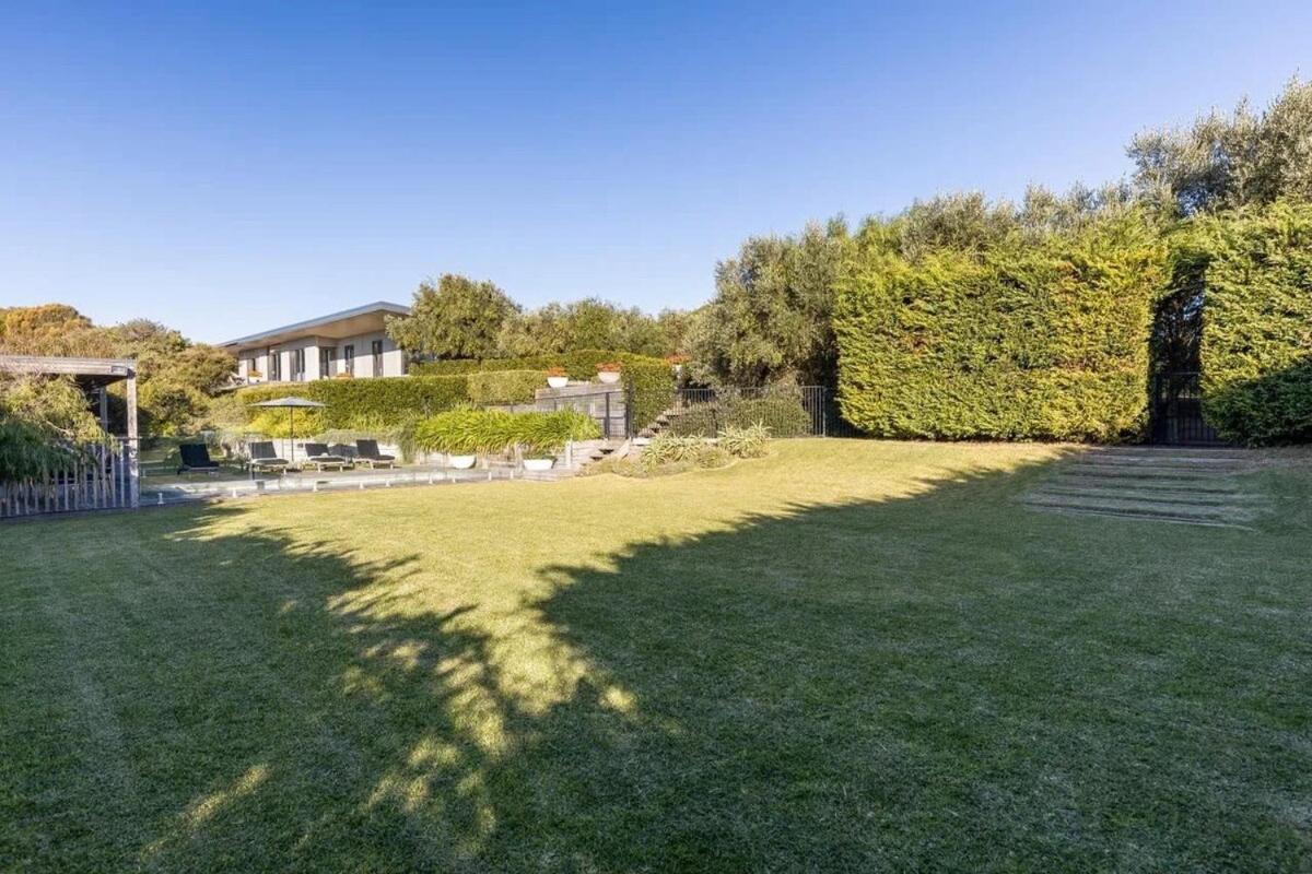 Luxury Portsea Sanctuary Gas Heat Pool & Gardens