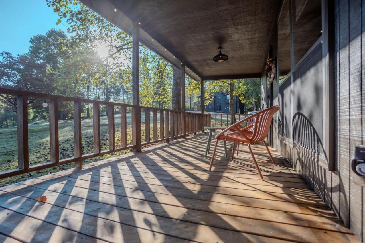 Tanager - Romantic Cabin, Porch, Mountain View